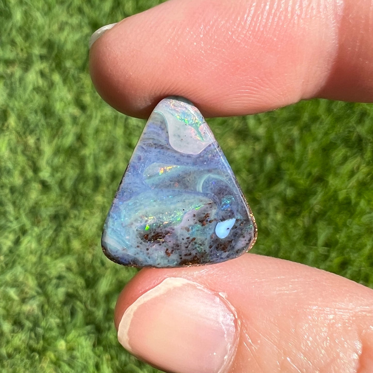 8.17 Ct triangle boulder opal