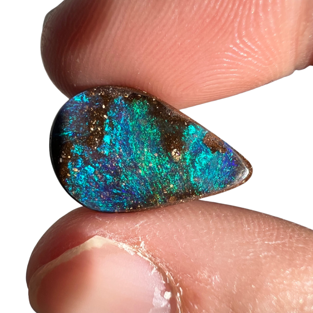 5.81 Ct green-blue boulder opal