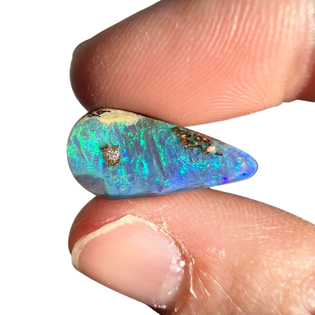 5.76 Ct green-blue boulder opal