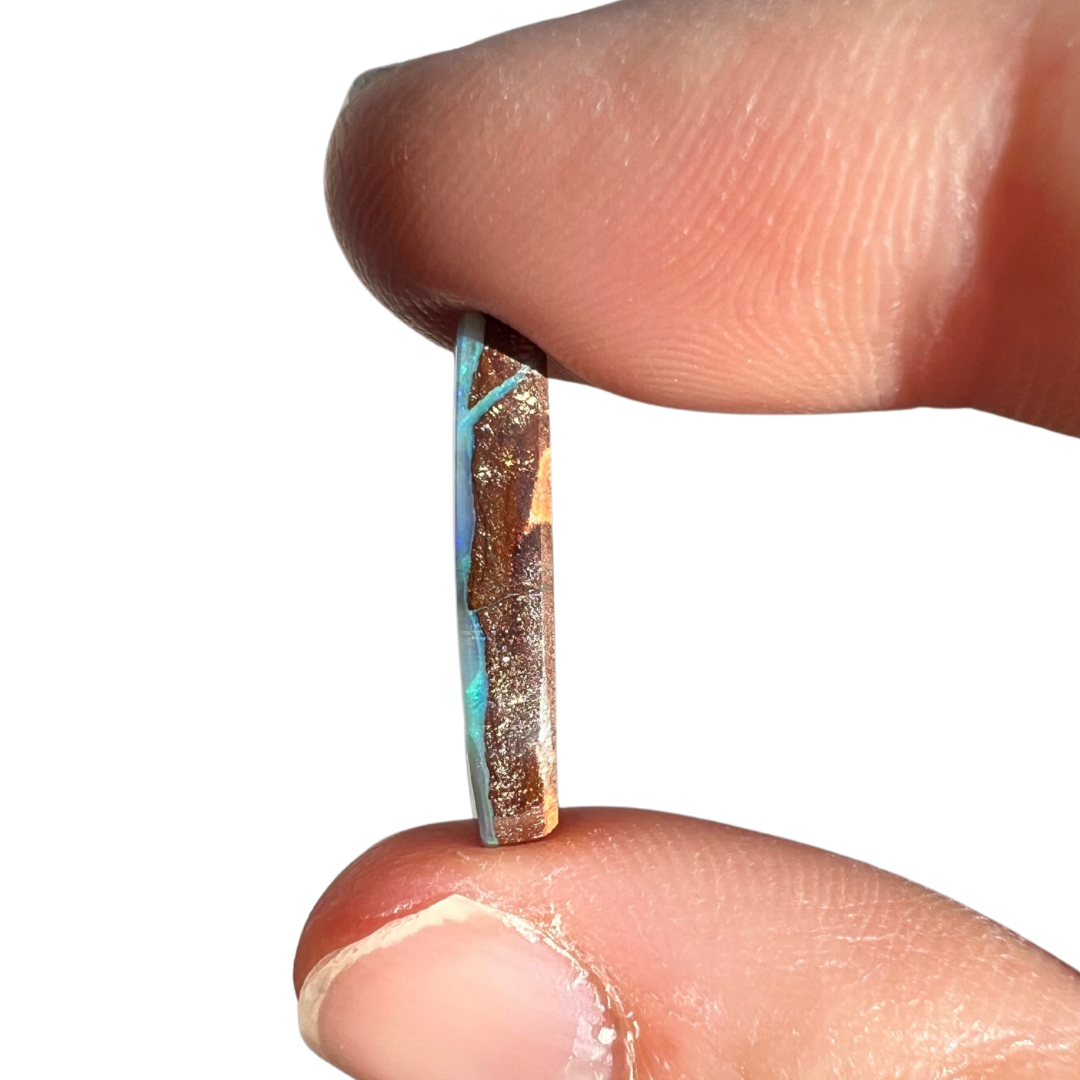 5.76 Ct green-blue boulder opal