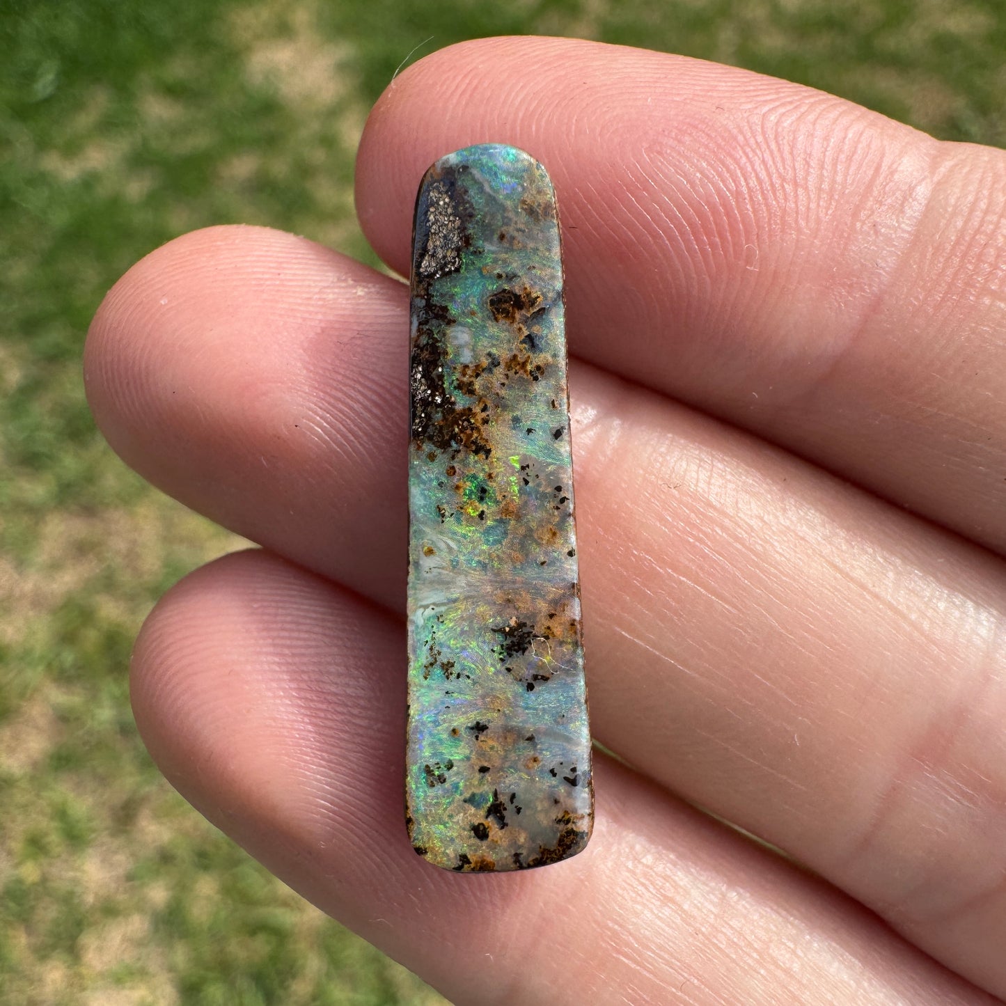6.31 Ct narrow boulder opal