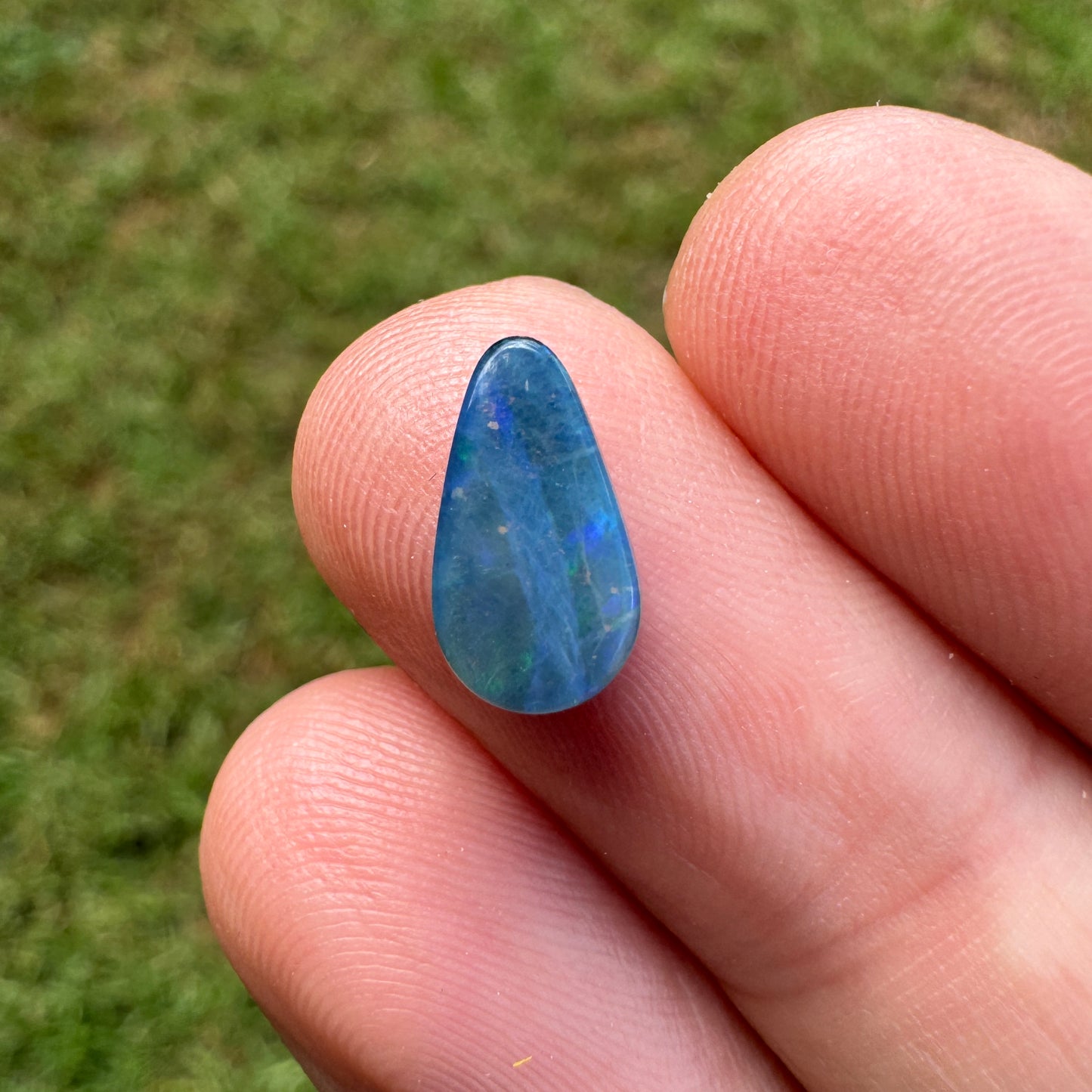 1.04 Ct small boulder opal