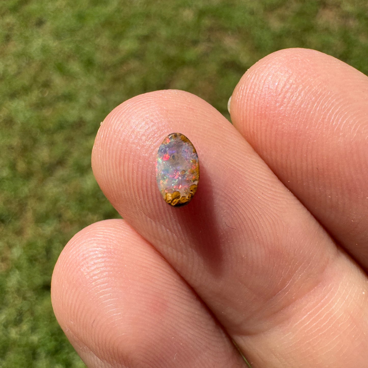 0.36 Ct extra small boulder opal