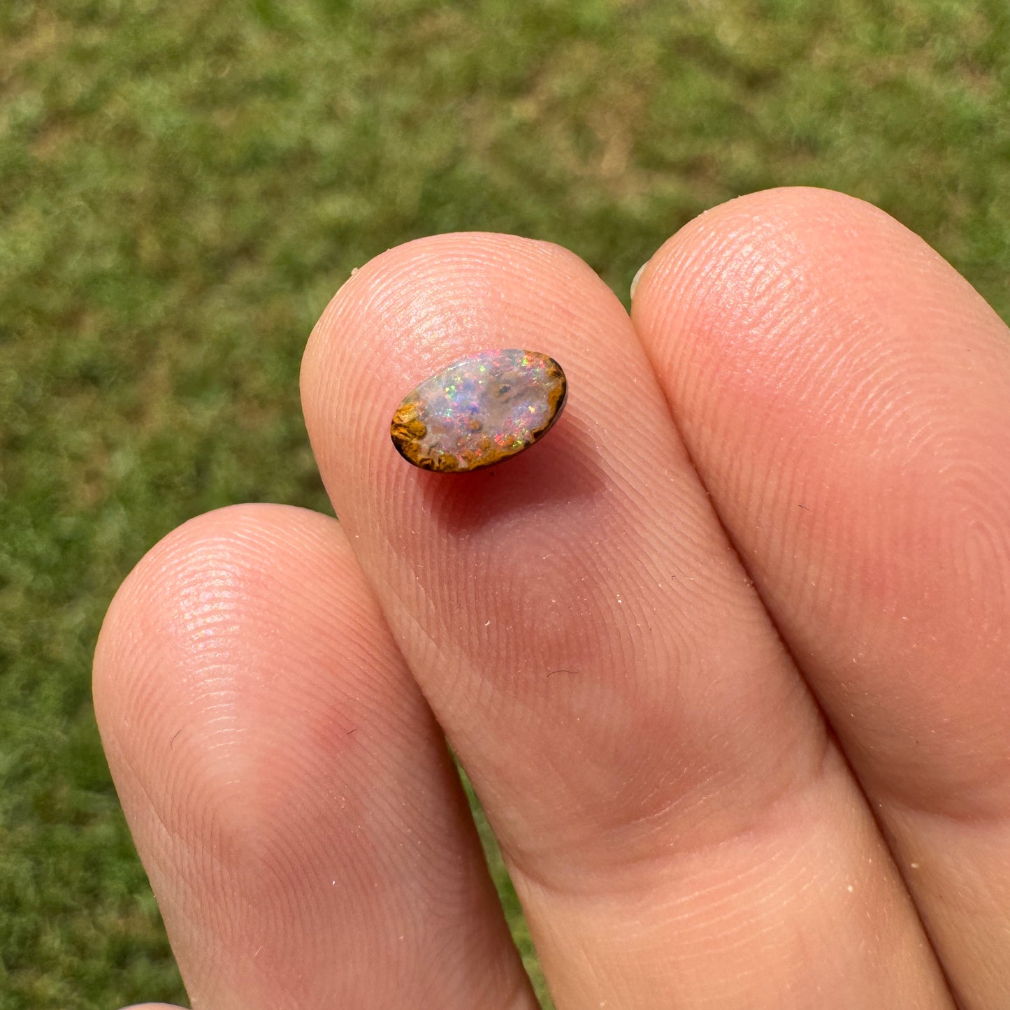 0.36 Ct extra small boulder opal