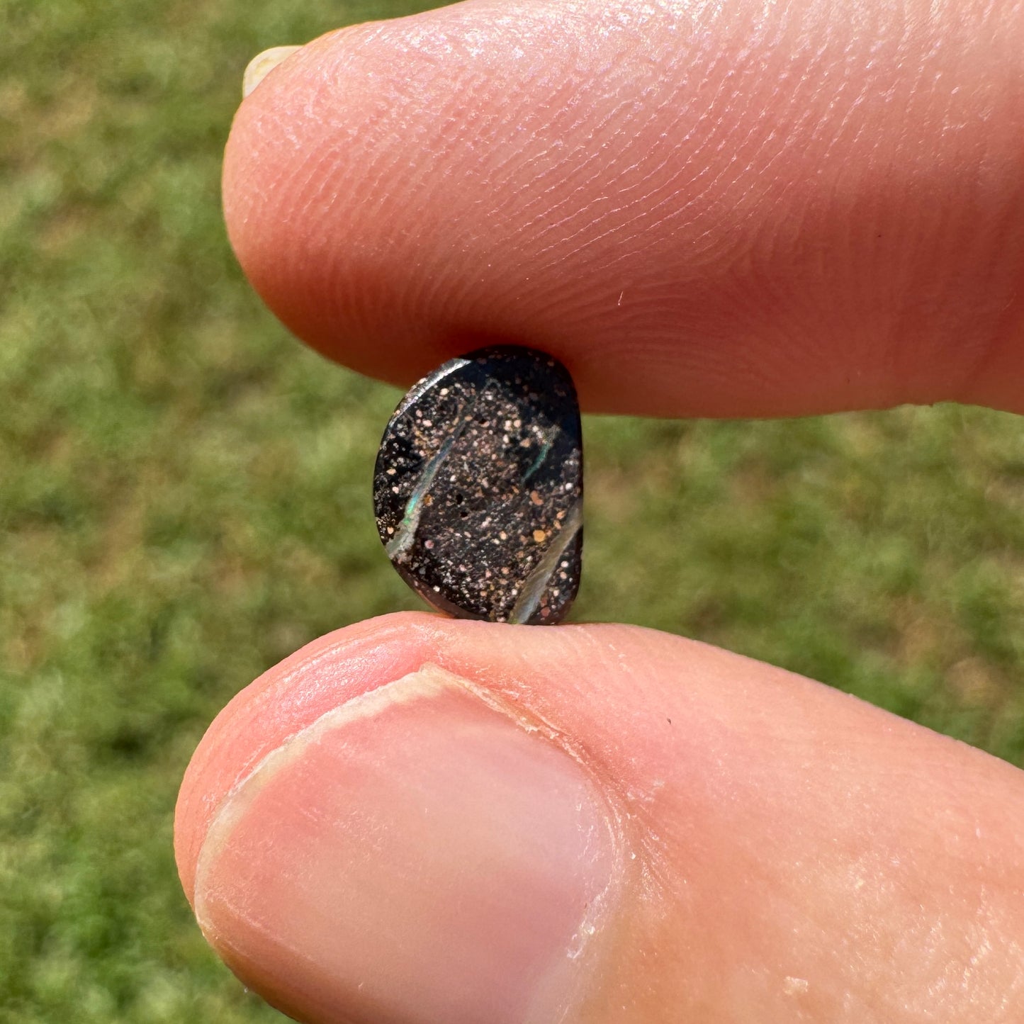 1.25 Ct small boulder opal