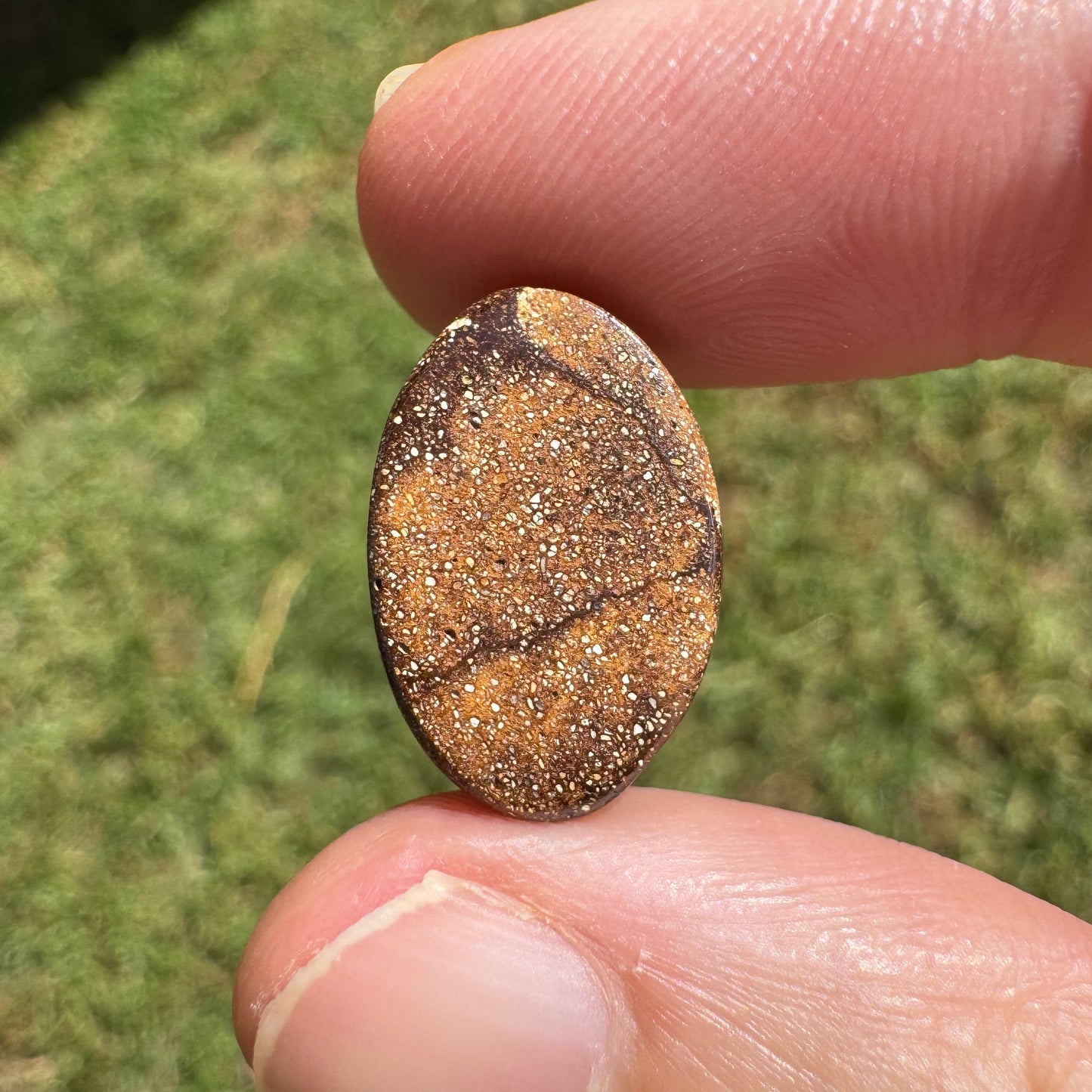 6.83 Ct small boulder opal