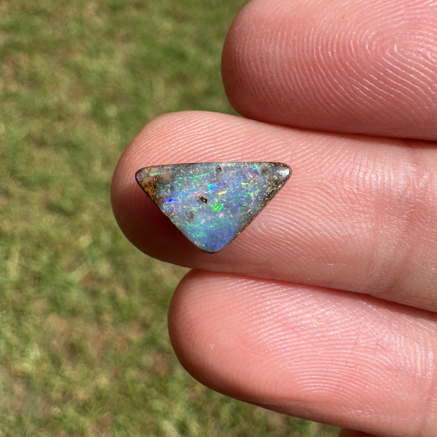 1.32 Ct small boulder opal