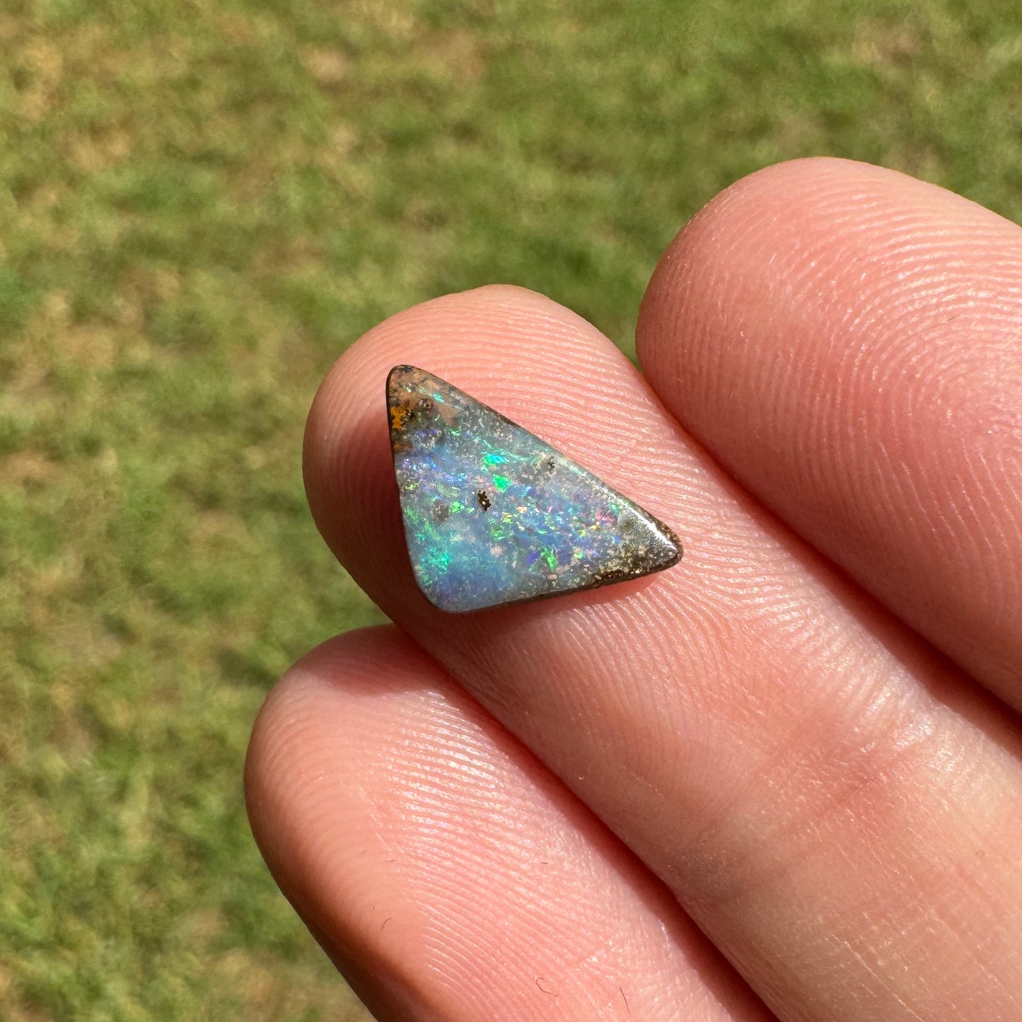 1.32 Ct small boulder opal