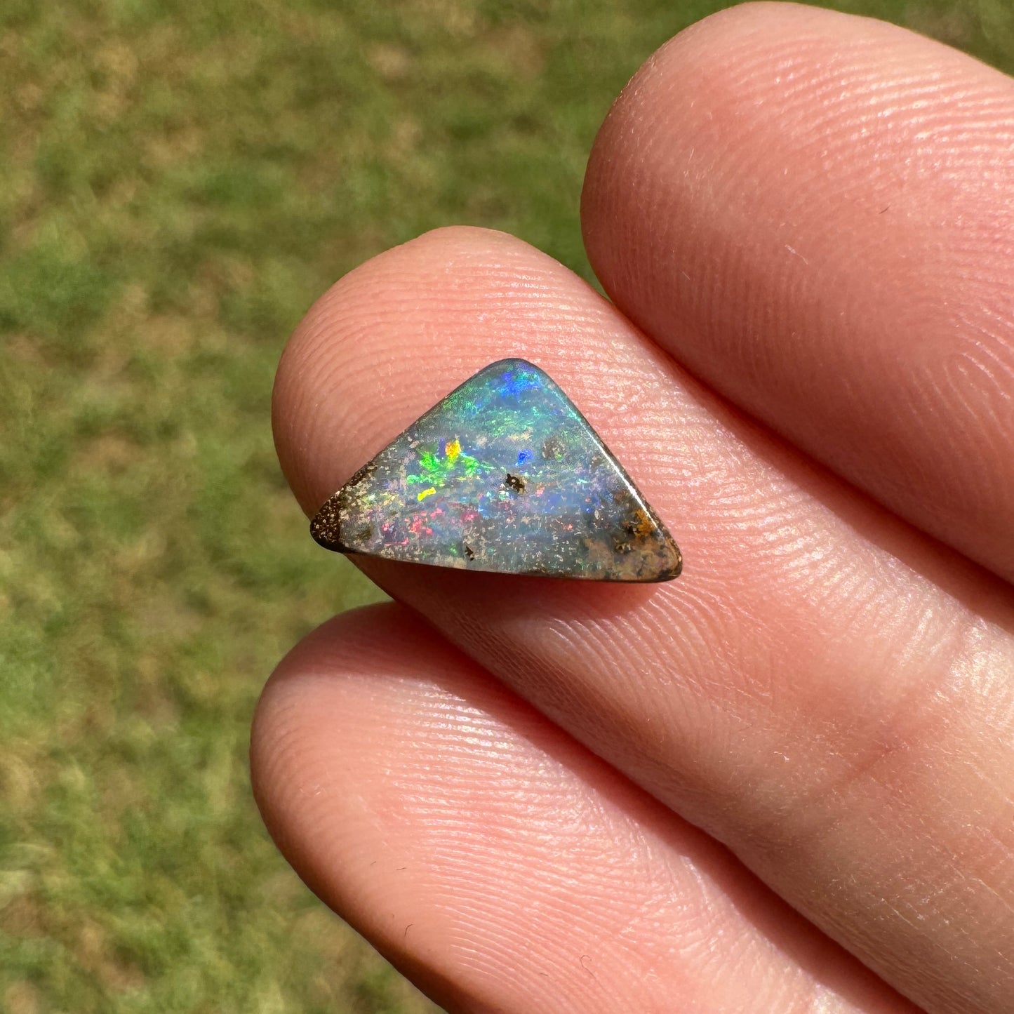 1.32 Ct small boulder opal