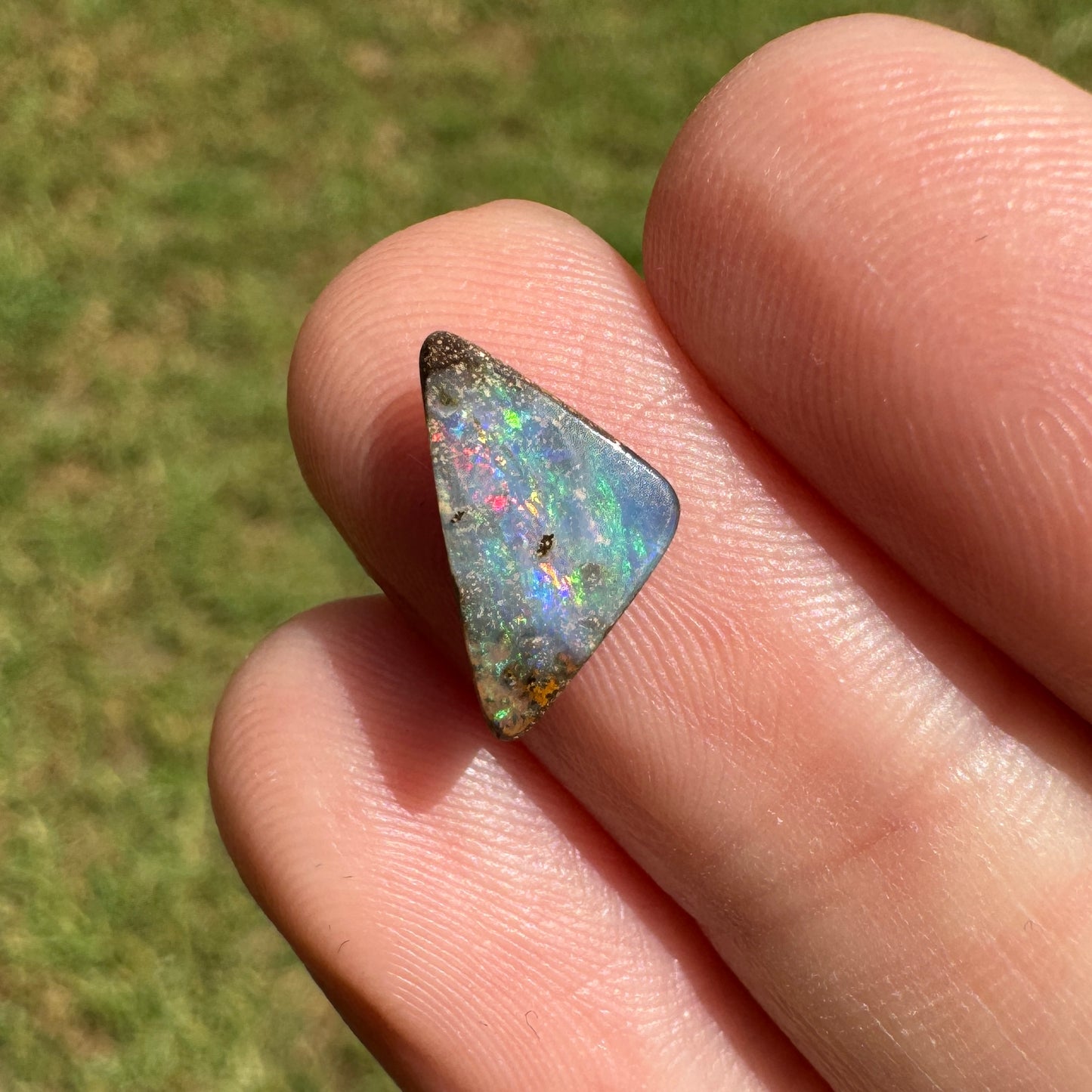 1.32 Ct small boulder opal