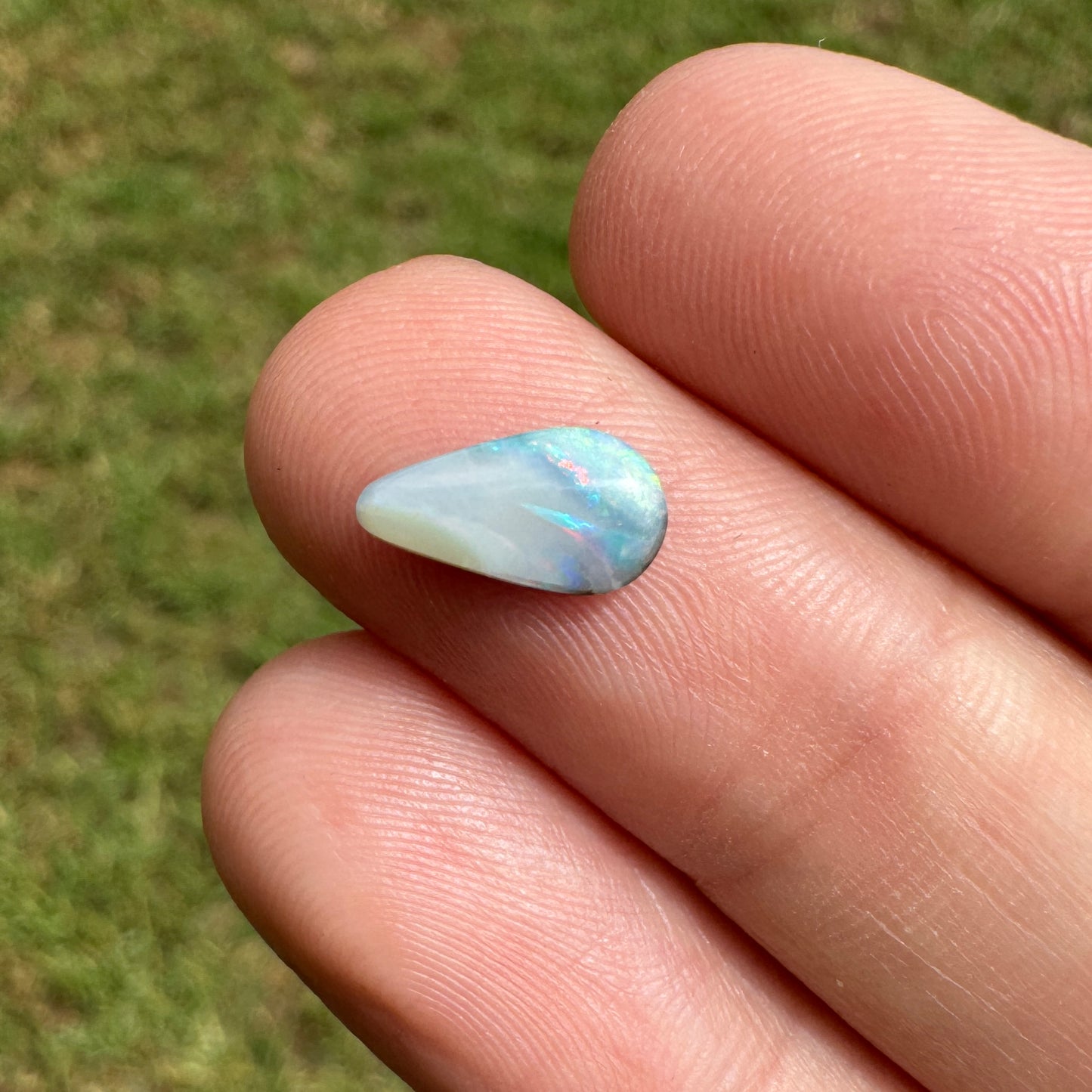 0.95 Ct small boulder opal