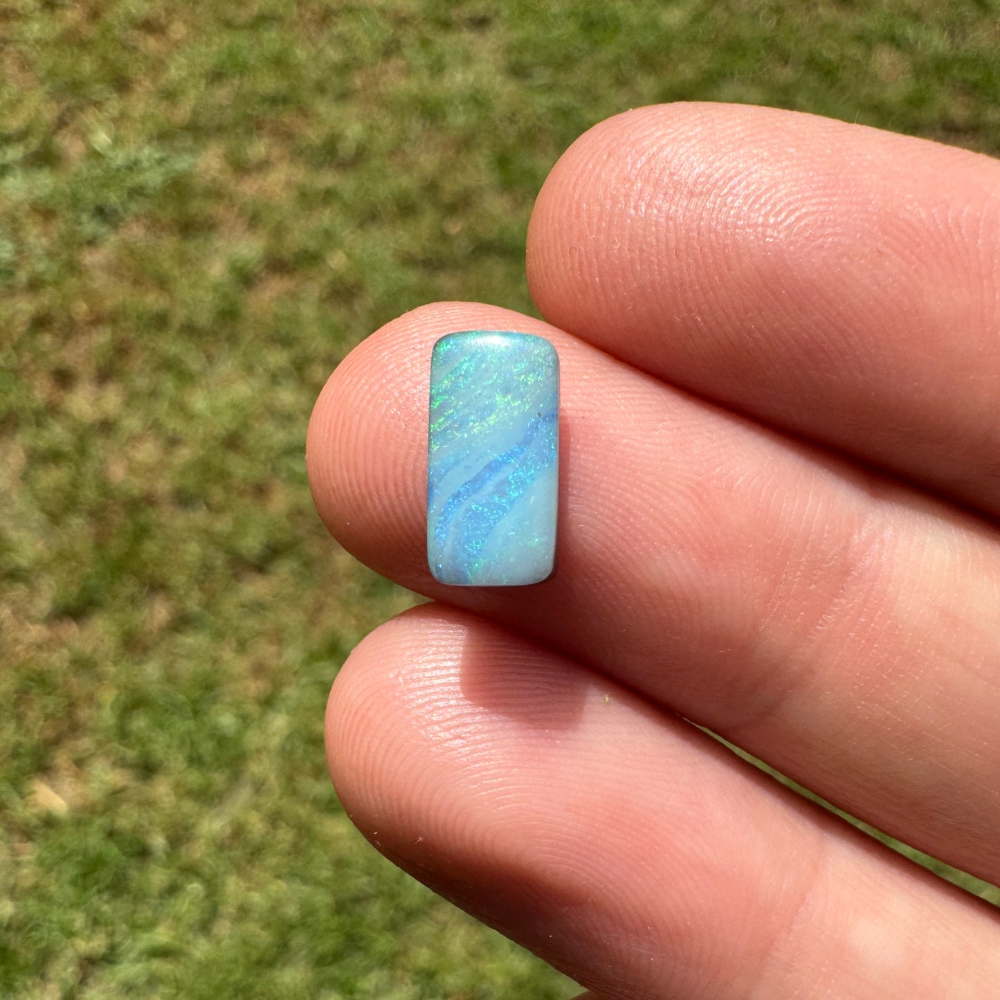 1.70 Ct small boulder opal