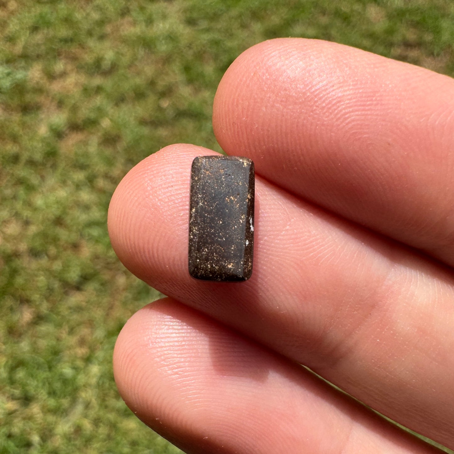 1.70 Ct small boulder opal