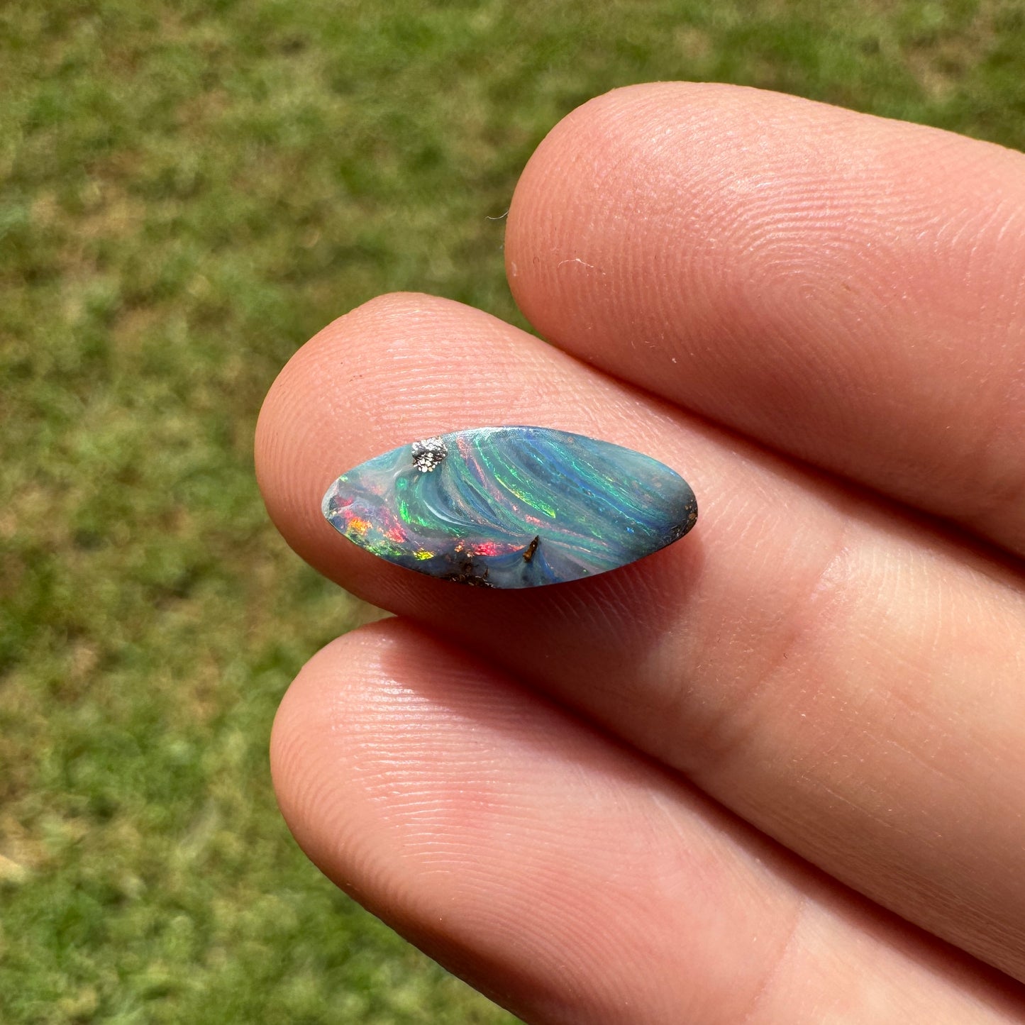1.64 Ct small boulder opal