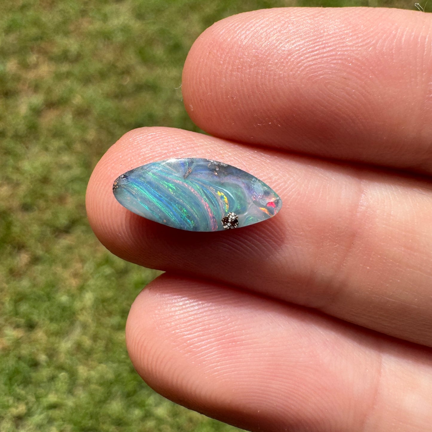 1.64 Ct small boulder opal