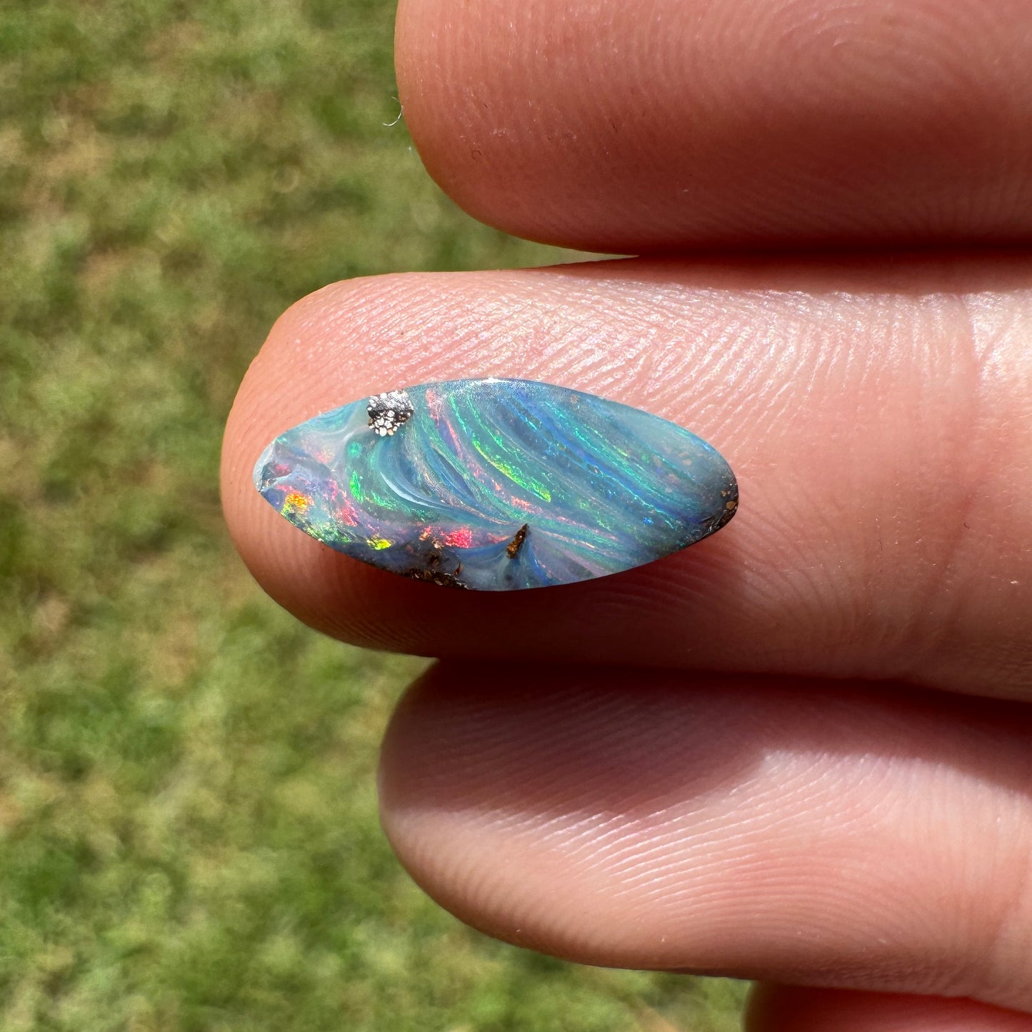 1.64 Ct small boulder opal