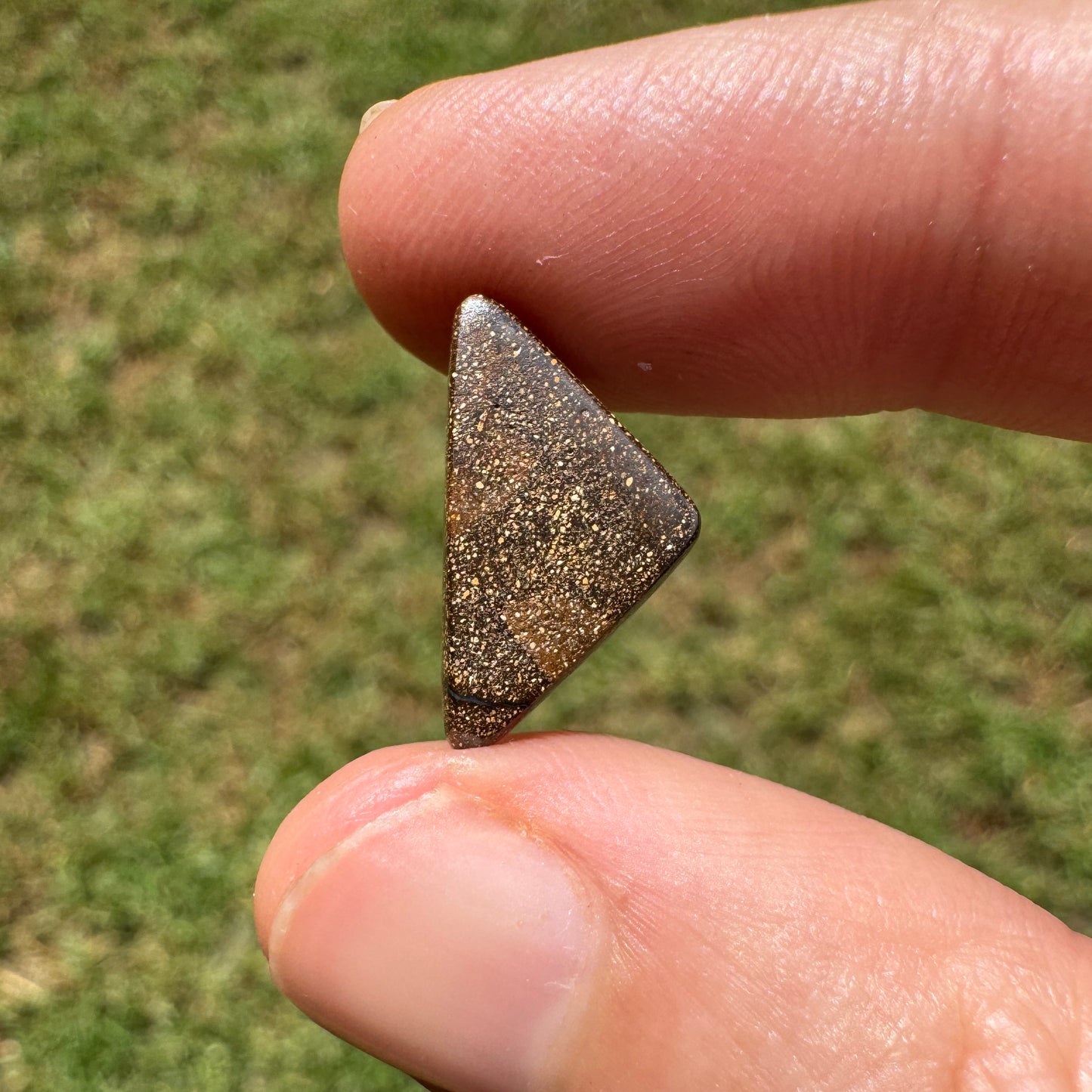 3.99 Ct small boulder opal