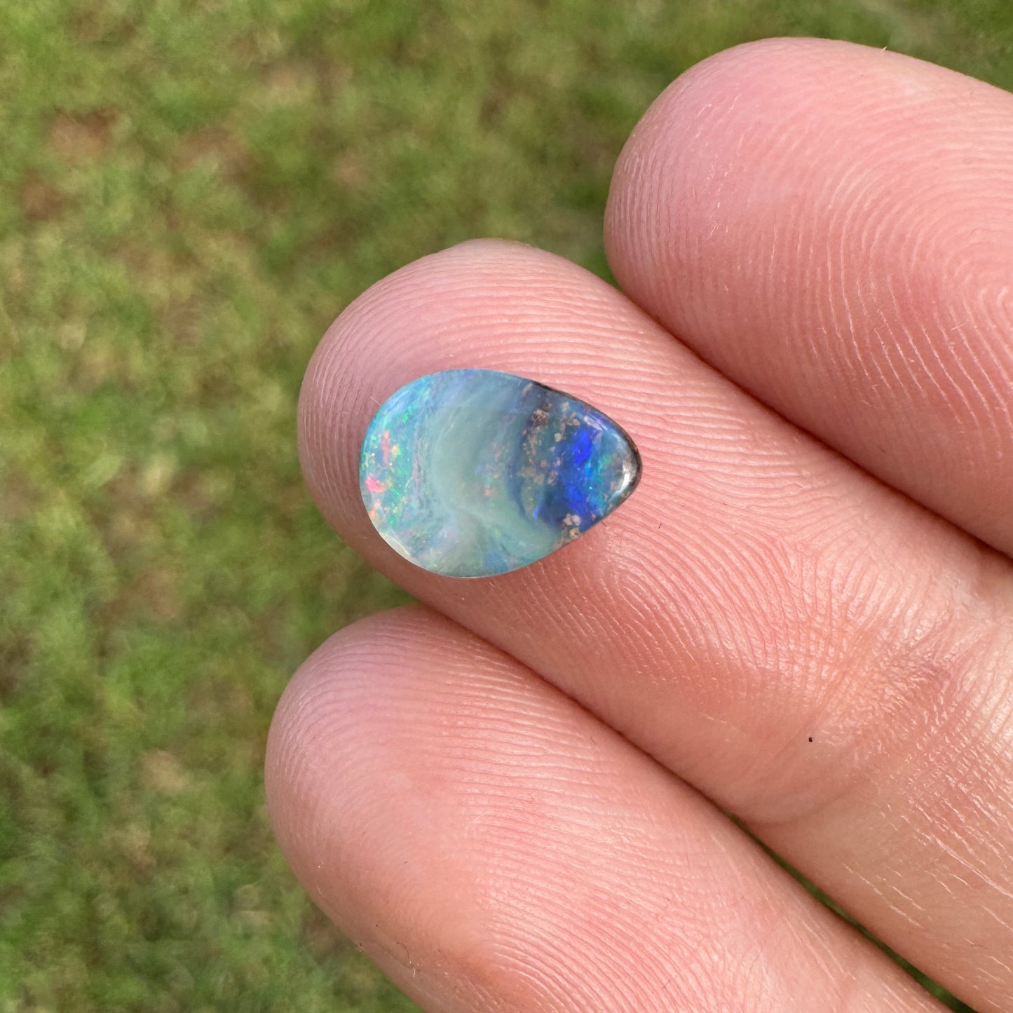 1.35 Ct small boulder opal