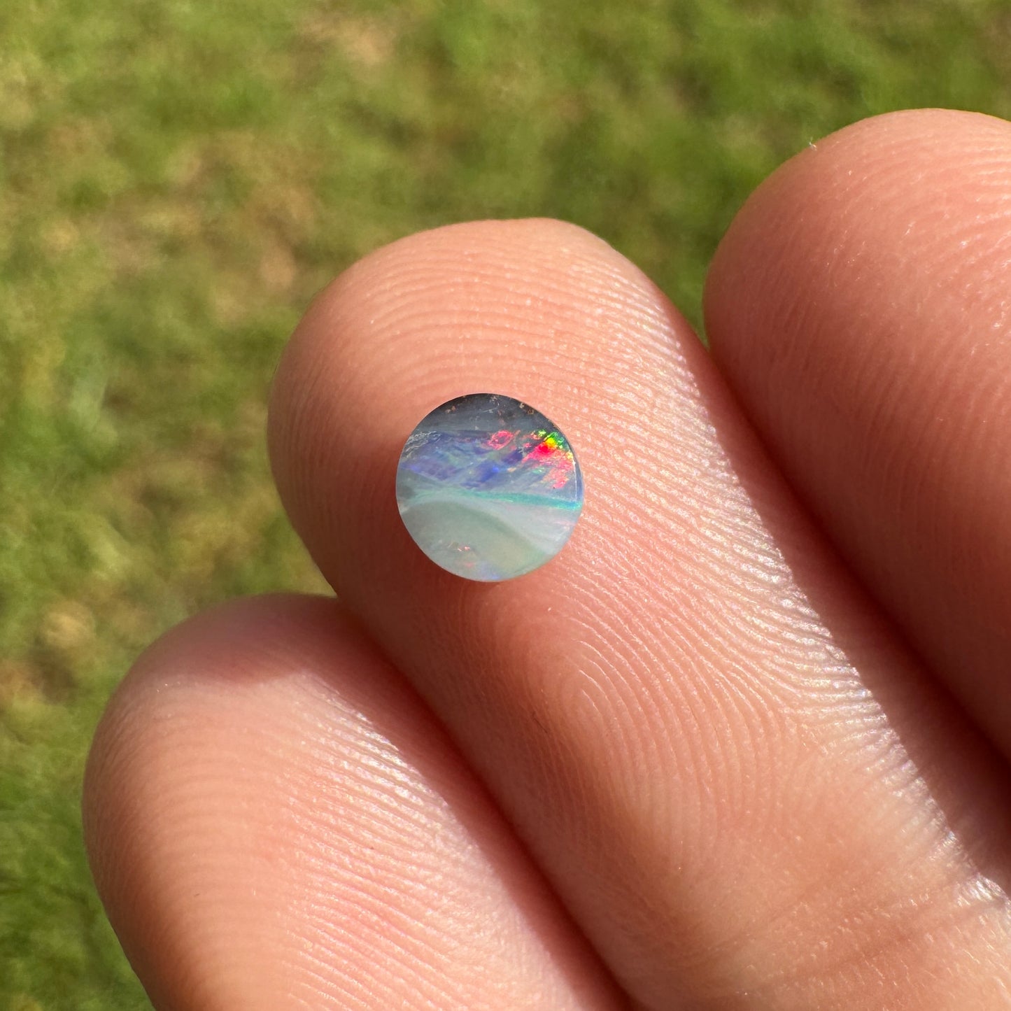 0.38 Ct extra small boulder opal
