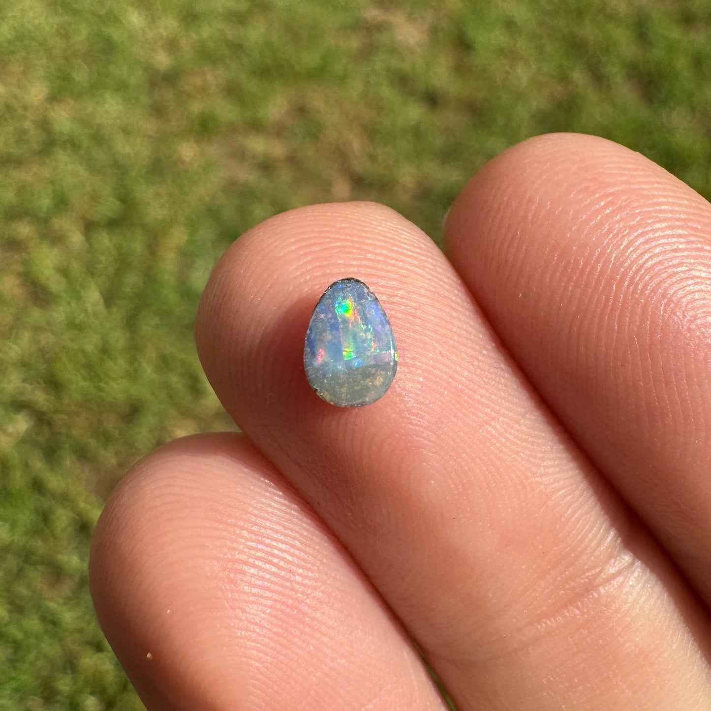 0.32 Ct extra small boulder opal