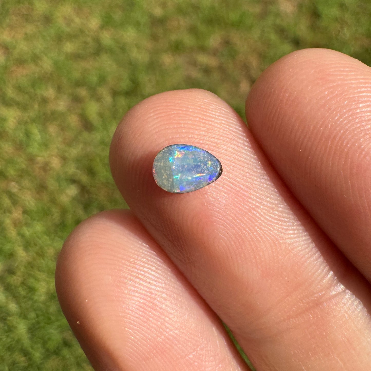 0.32 Ct extra small boulder opal