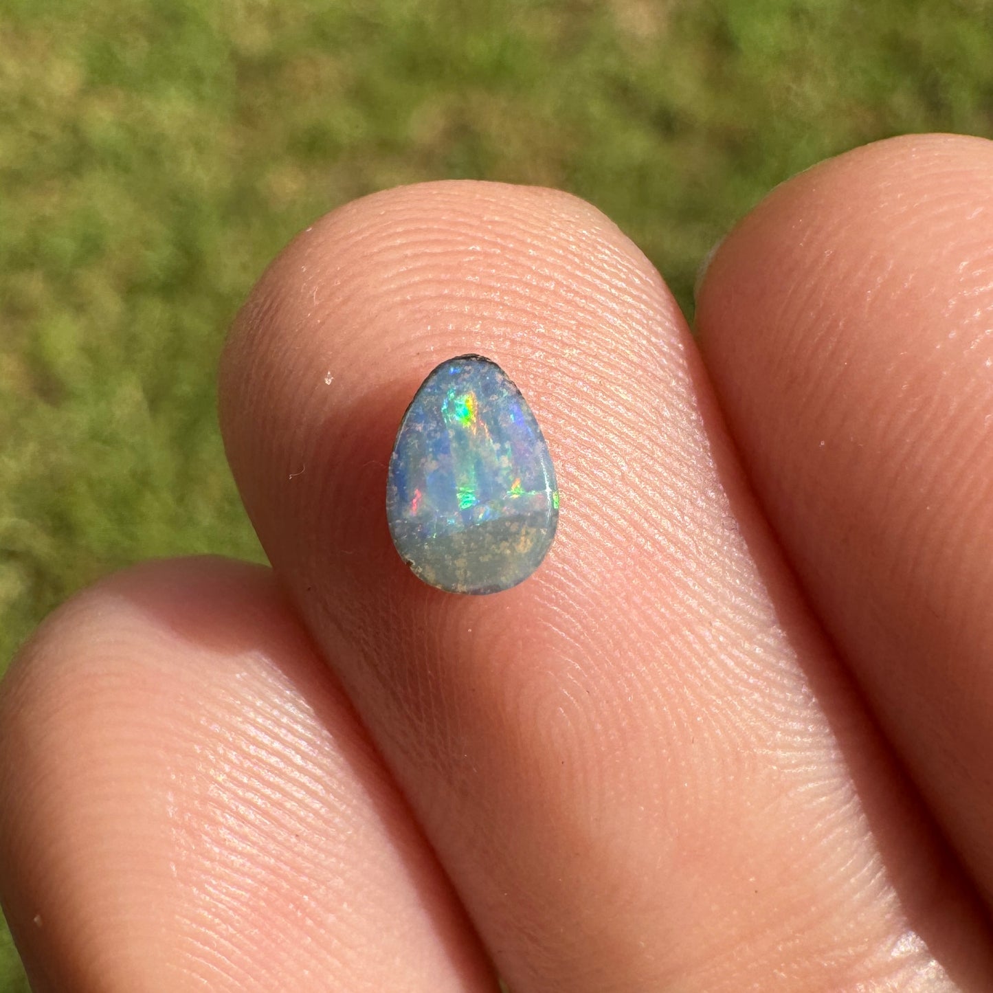 0.32 Ct extra small boulder opal