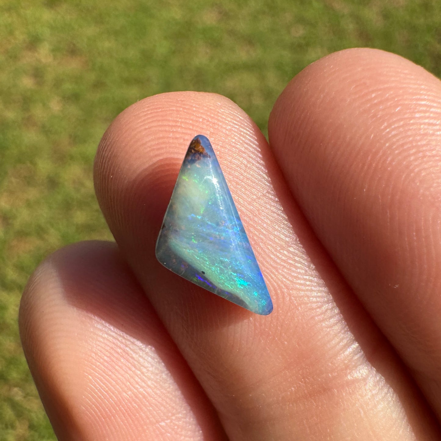 1.32 Ct small boulder opal