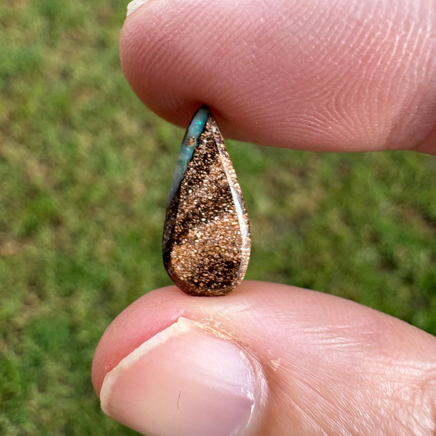 2.29 Ct rainbow swirl boulder opal