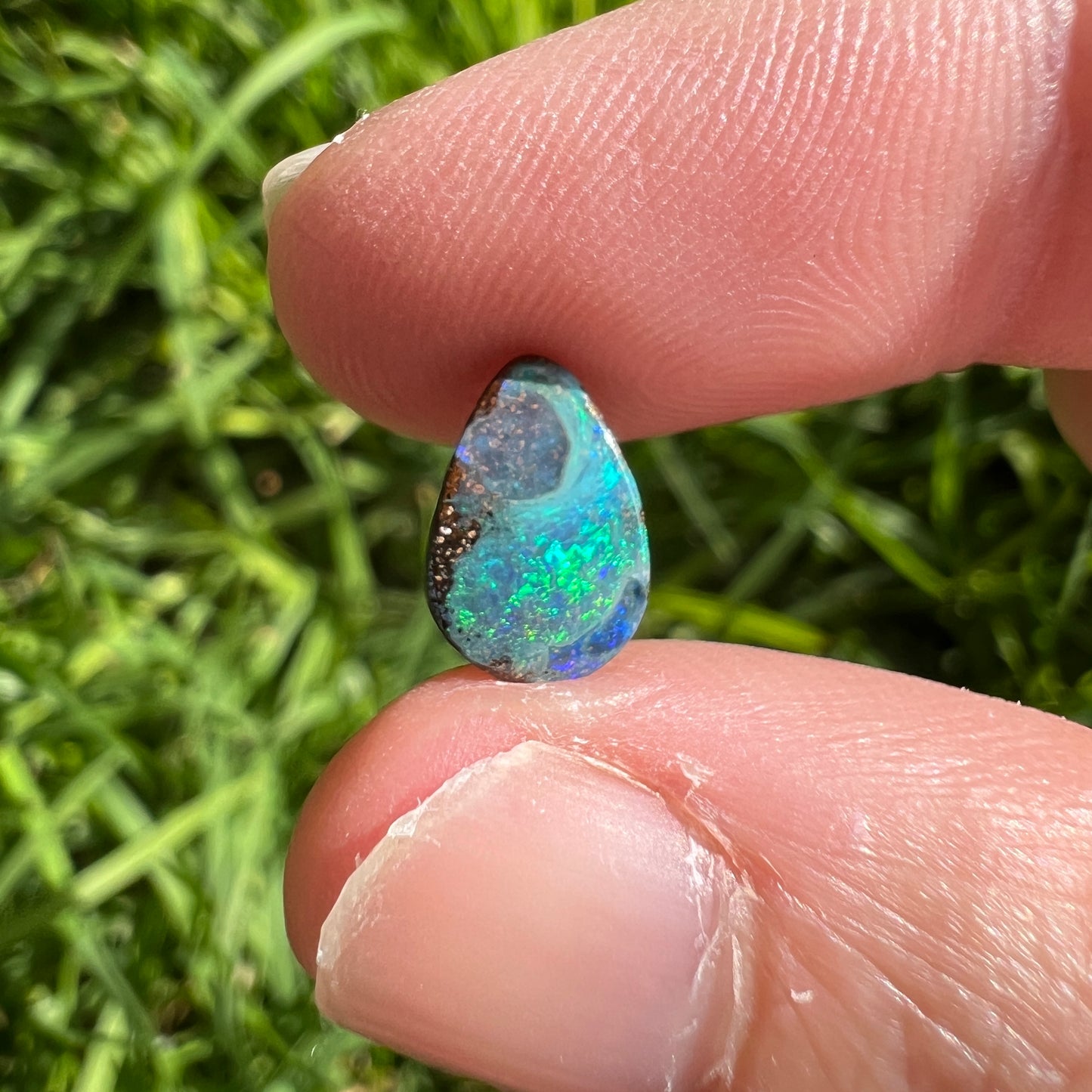 1.50 Ct small boulder opal