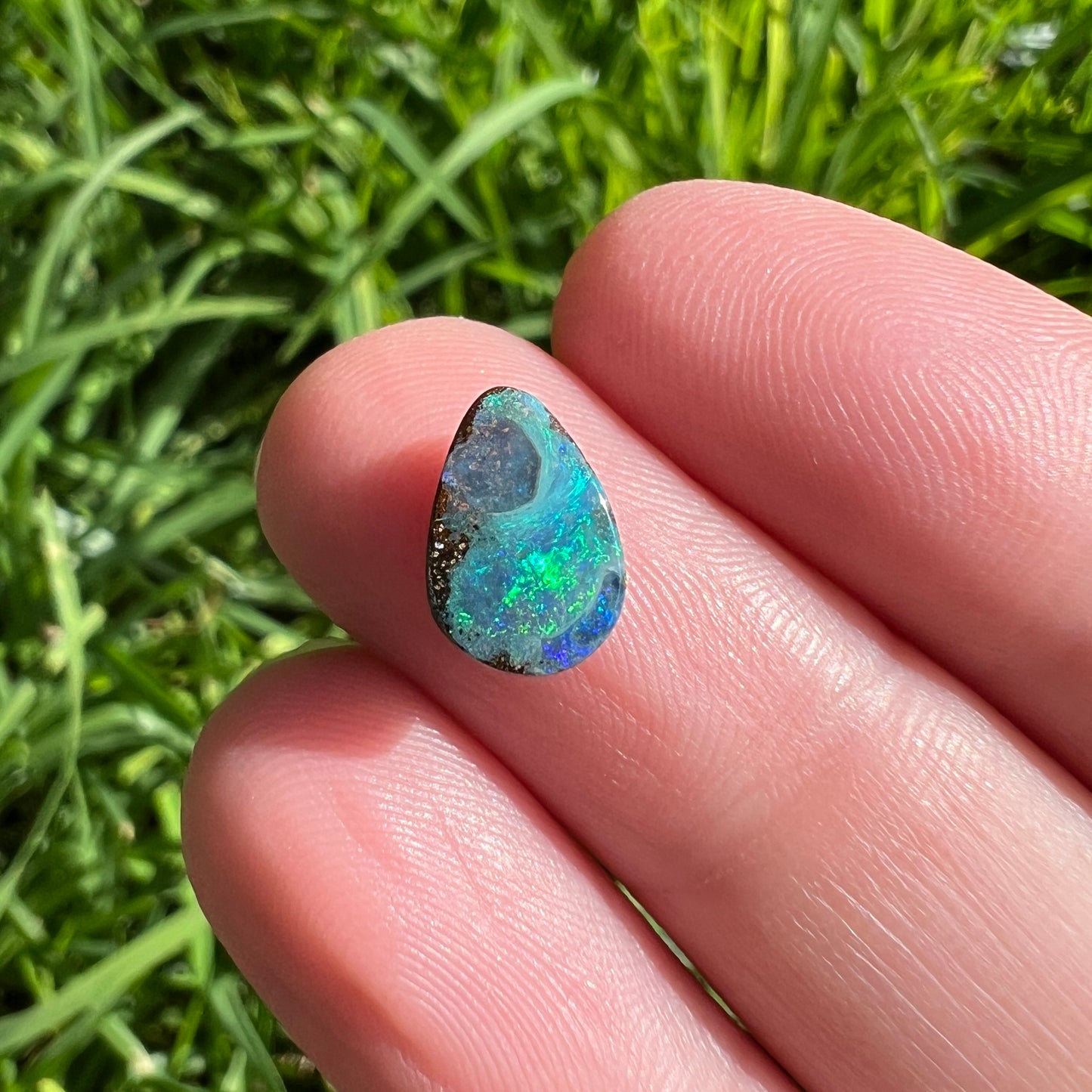 1.50 Ct small boulder opal