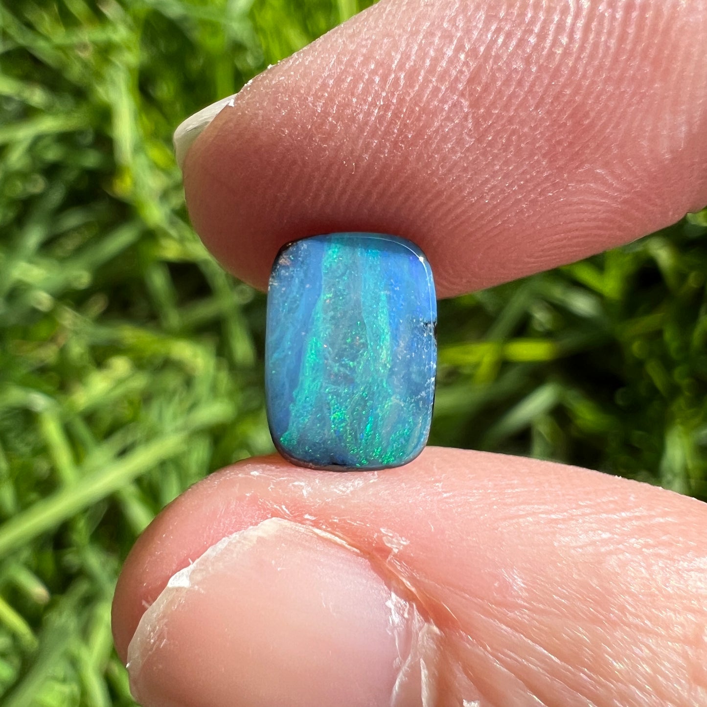 2.18 Ct small boulder opal