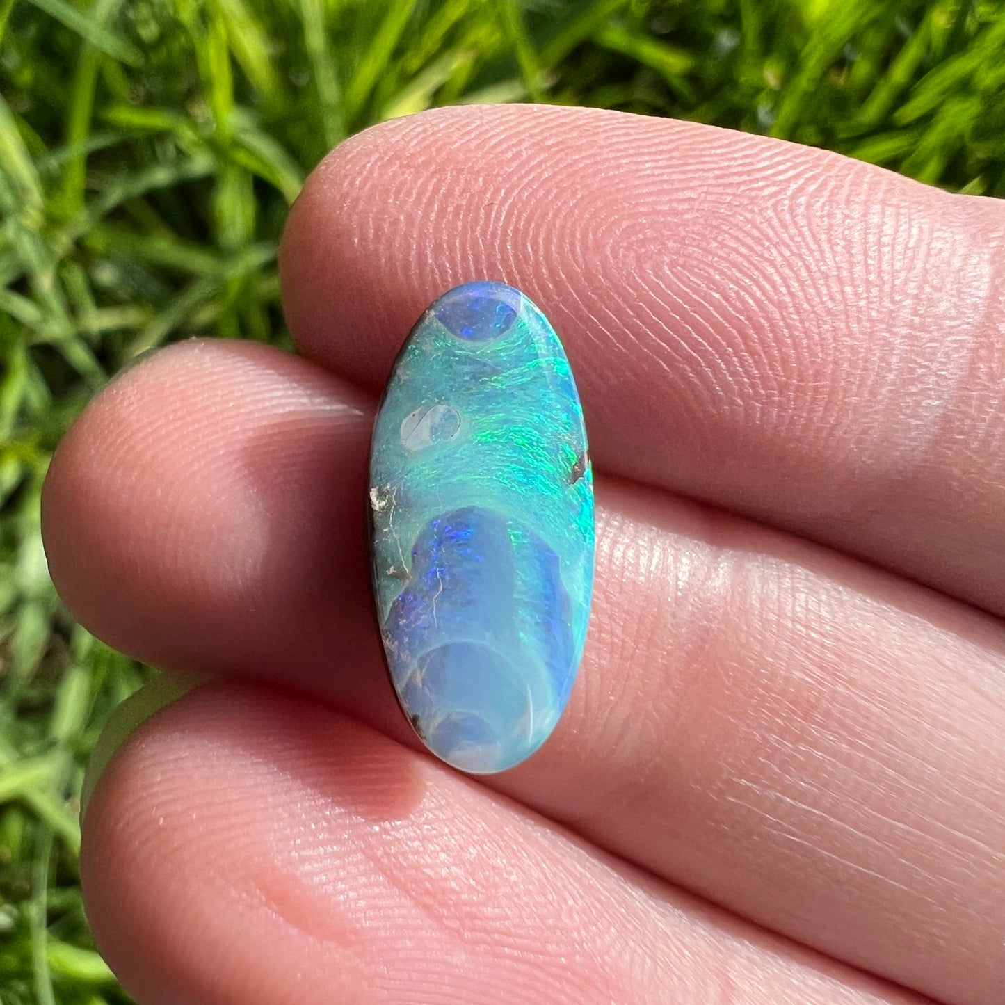 3.40 Ct green-blue boulder opal