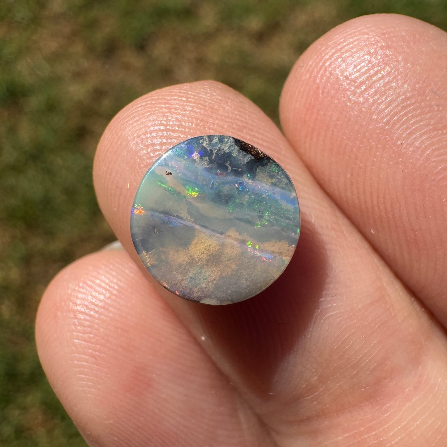 1.79 Ct small boulder opal