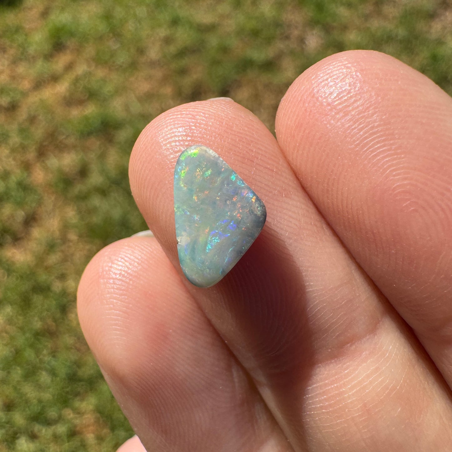 1.28 Ct small boulder opal