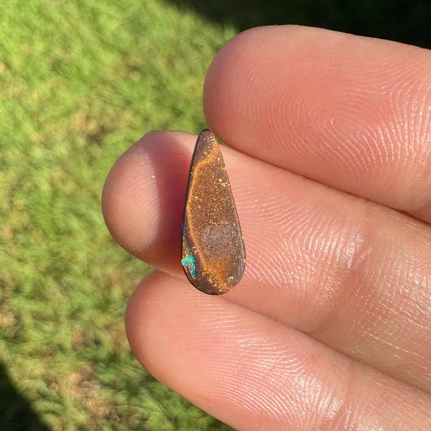 1.33 Ct small boulder opal