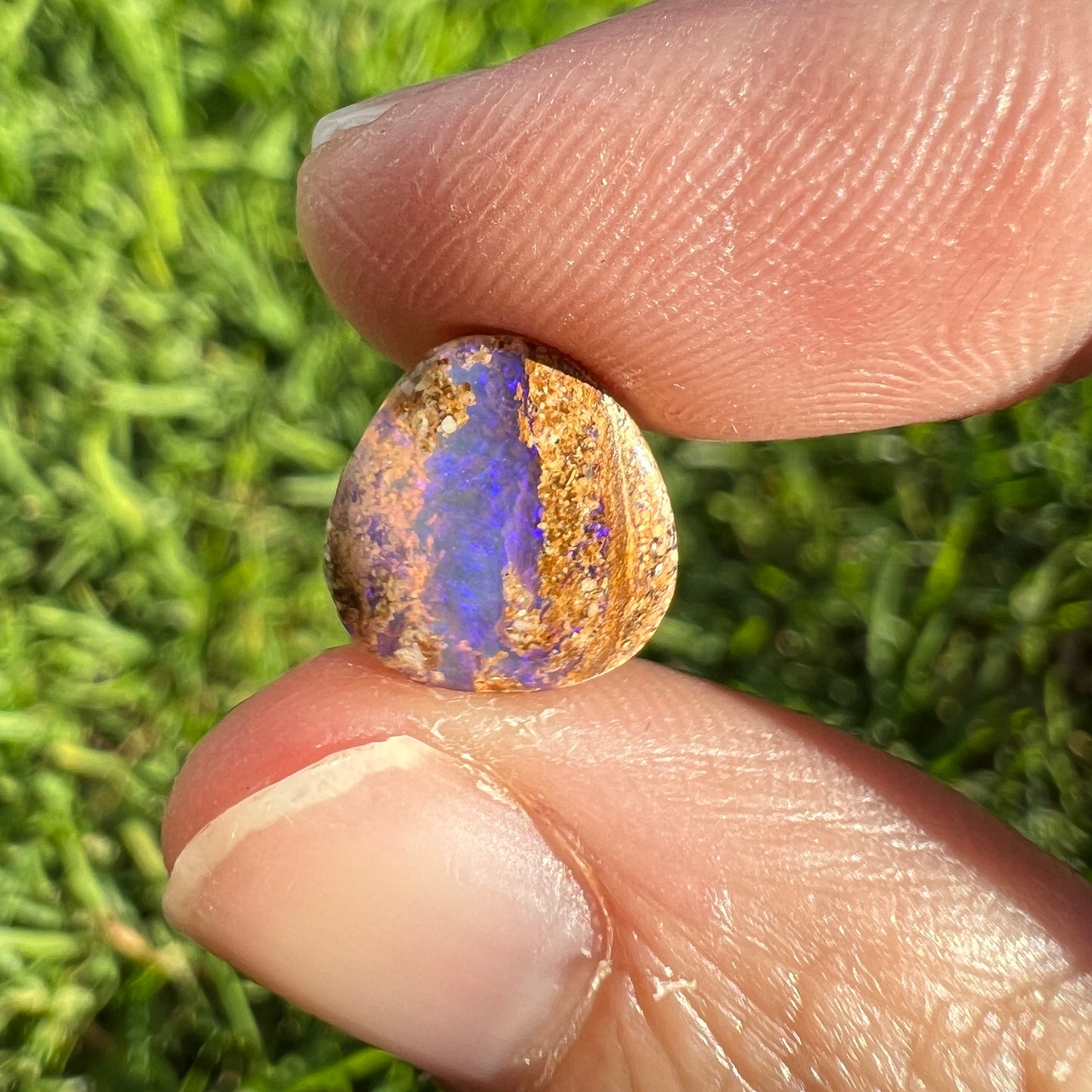 2.54 Ct purple wood replacement opal