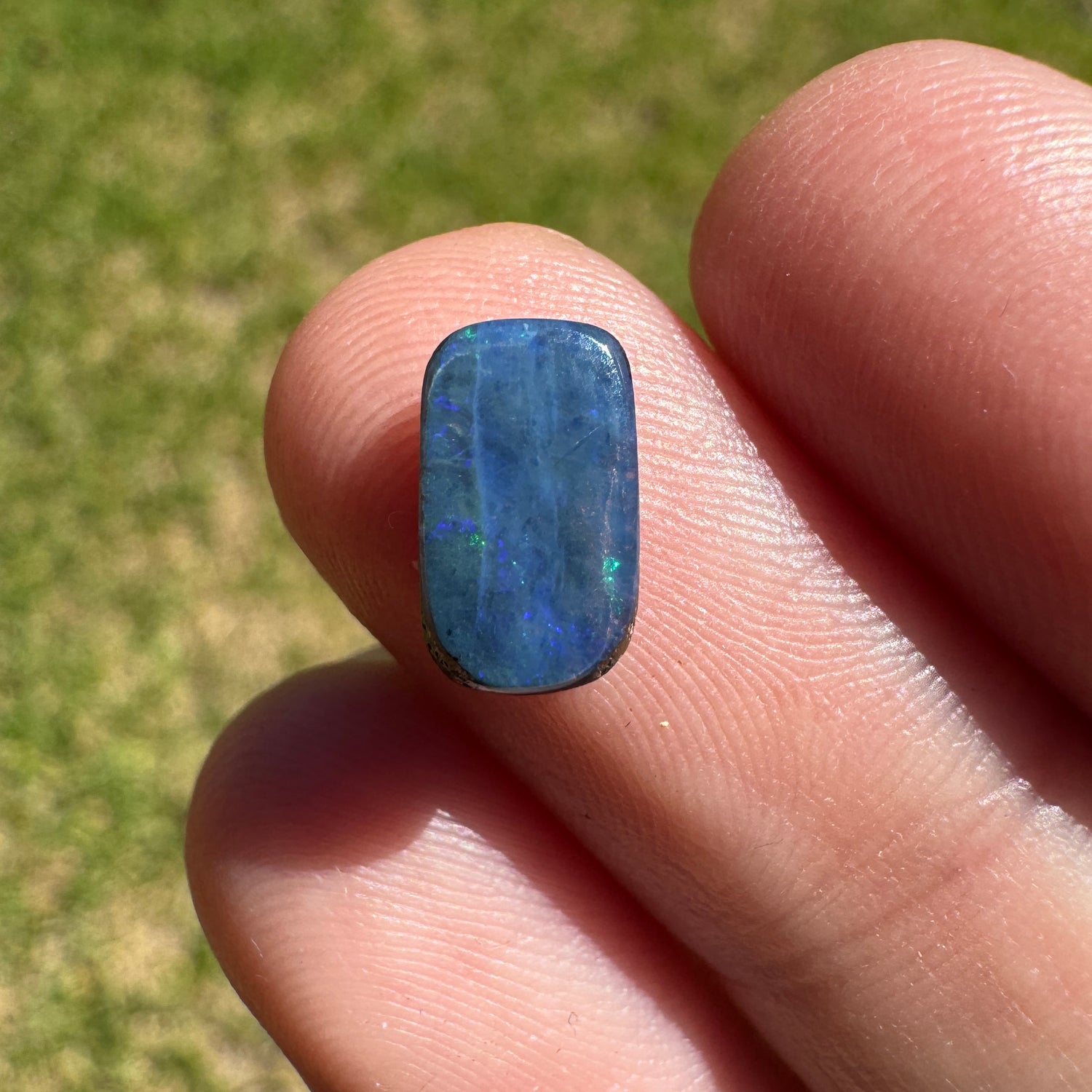 1.59 Ct small boulder opal - Broken River Mining