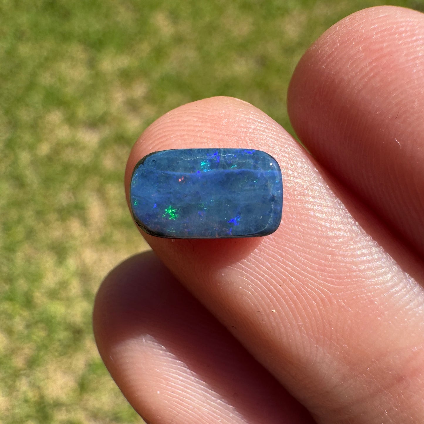 1.59 Ct small boulder opal - Broken River Mining