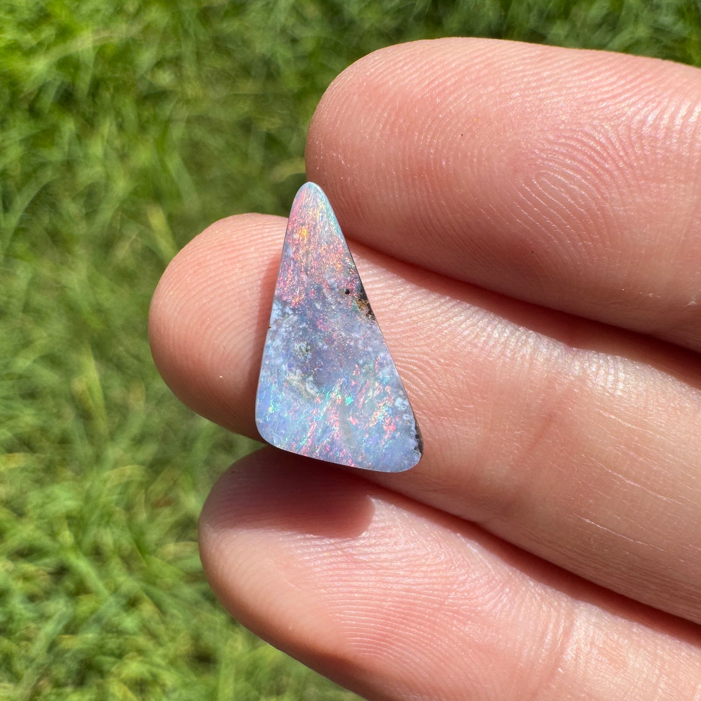 2.67 Ct small boulder opal