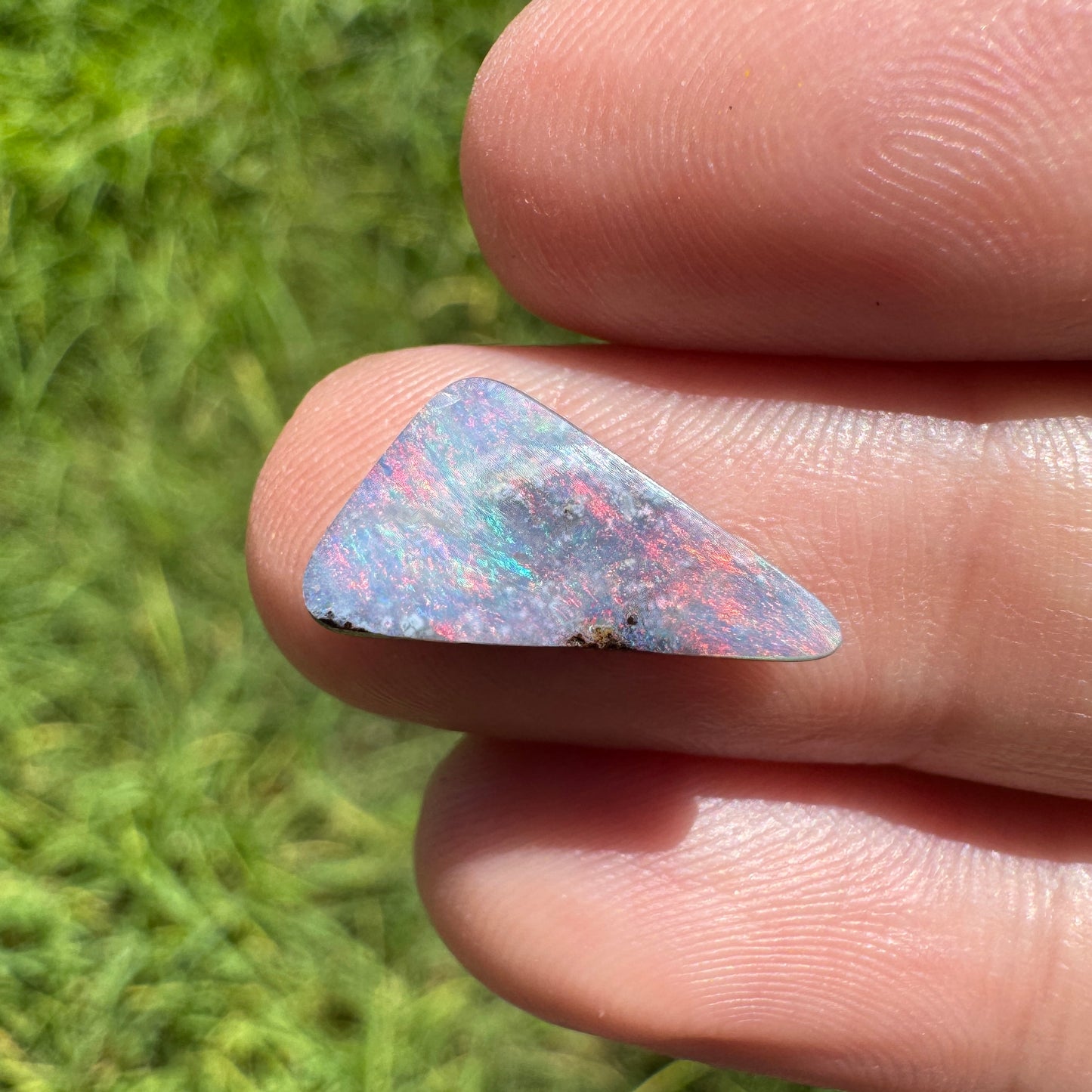 2.67 Ct small boulder opal