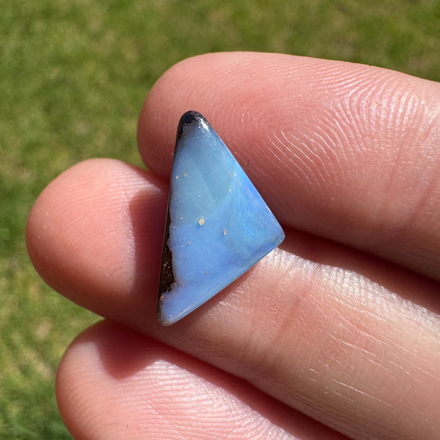 3.44 Ct small boulder opal - Broken River Mining