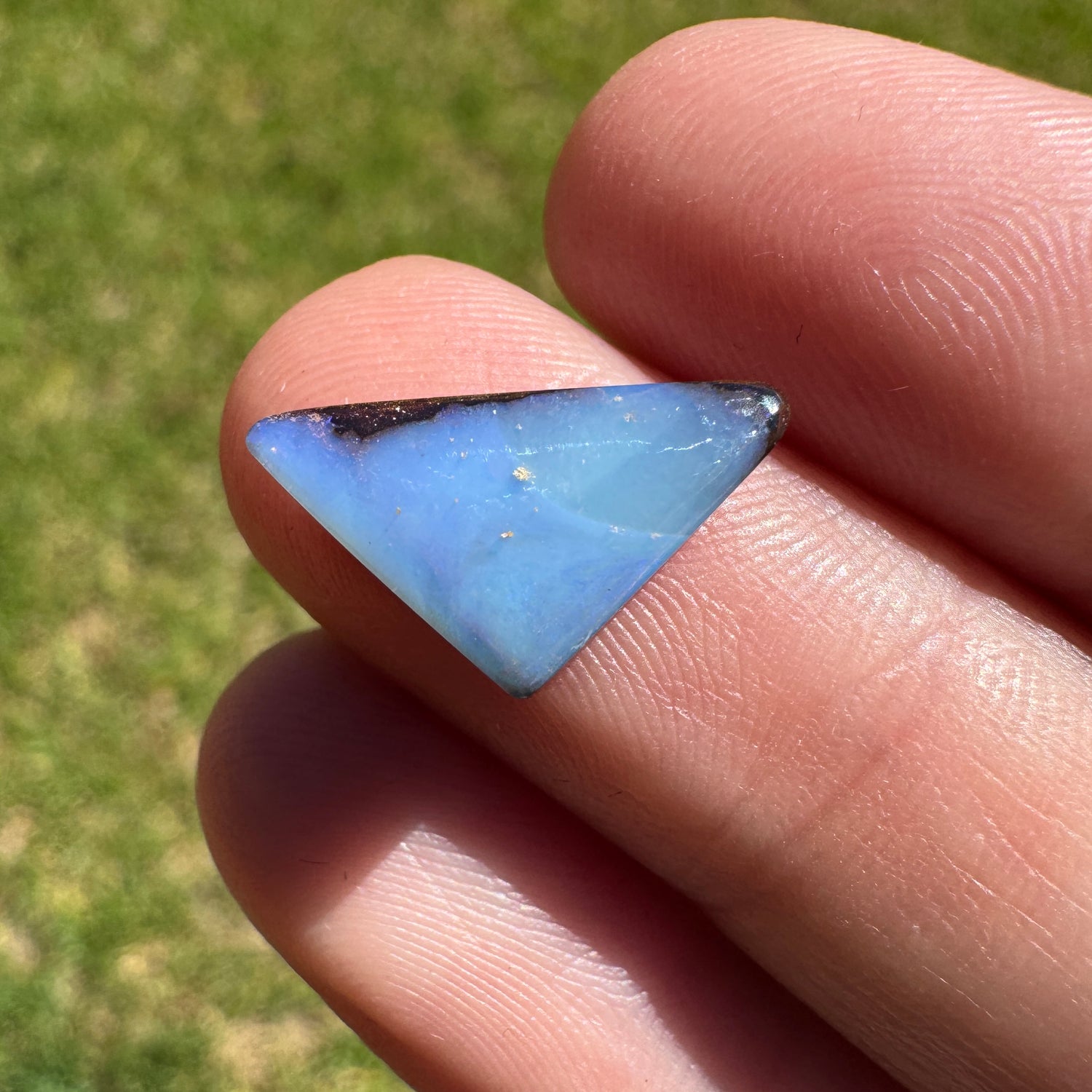 3.44 Ct small boulder opal - Broken River Mining