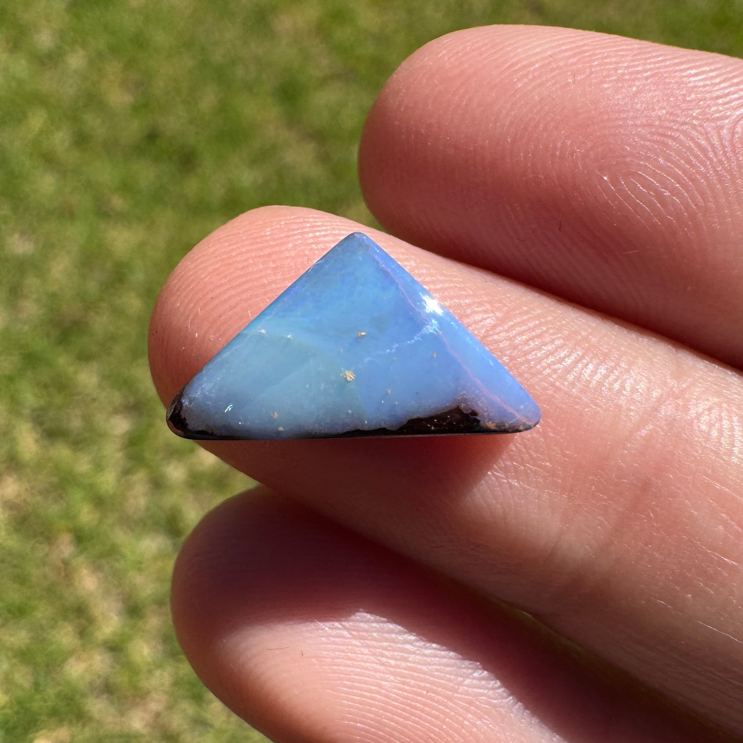 3.44 Ct small boulder opal - Broken River Mining