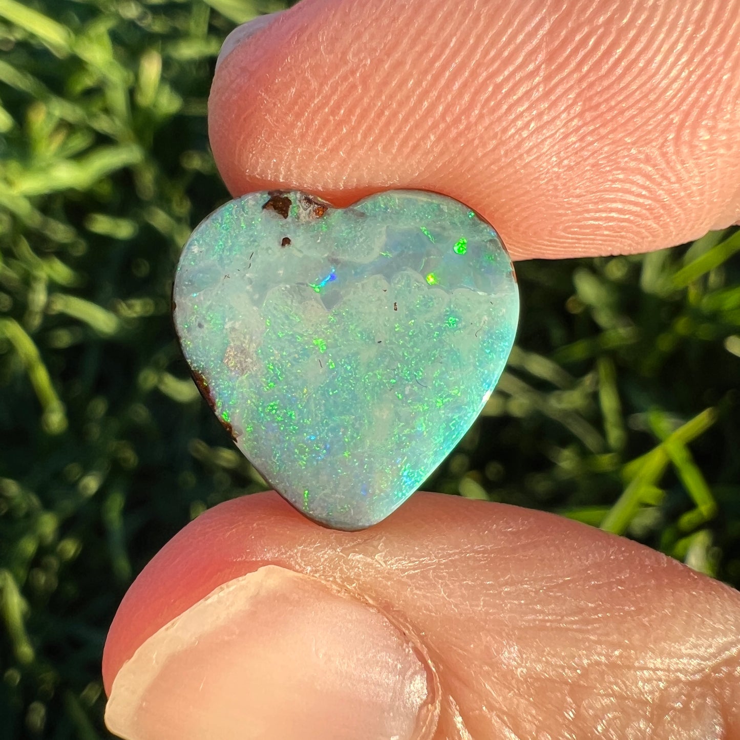 5.74 Ct heart boulder opal