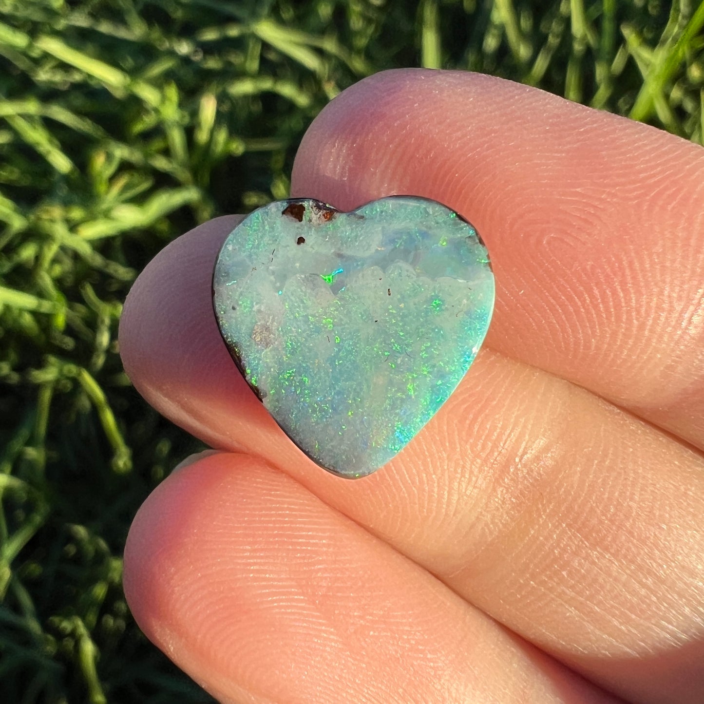 5.74 Ct heart boulder opal