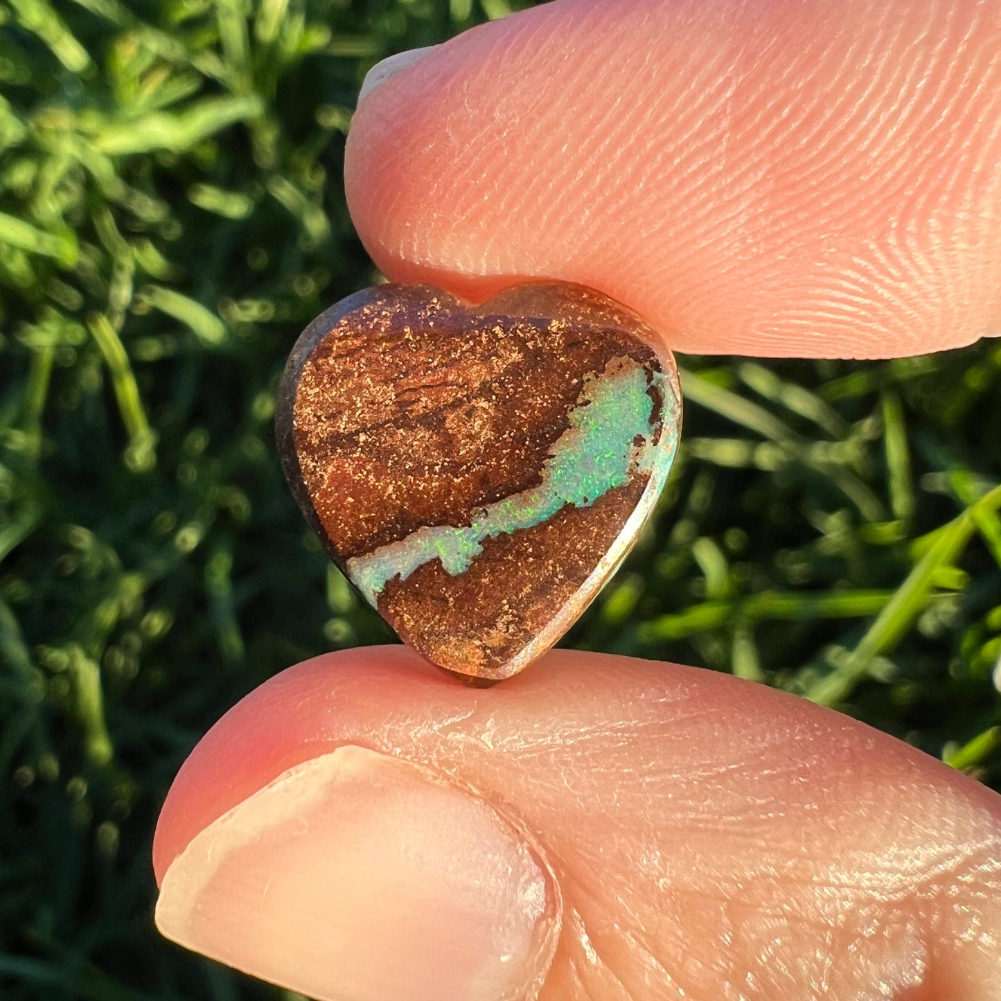 5.74 Ct heart boulder opal