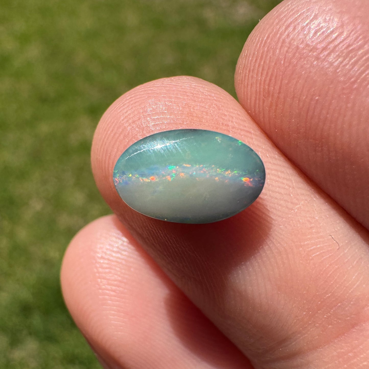 1.44 Ct small boulder opal - Broken River Mining