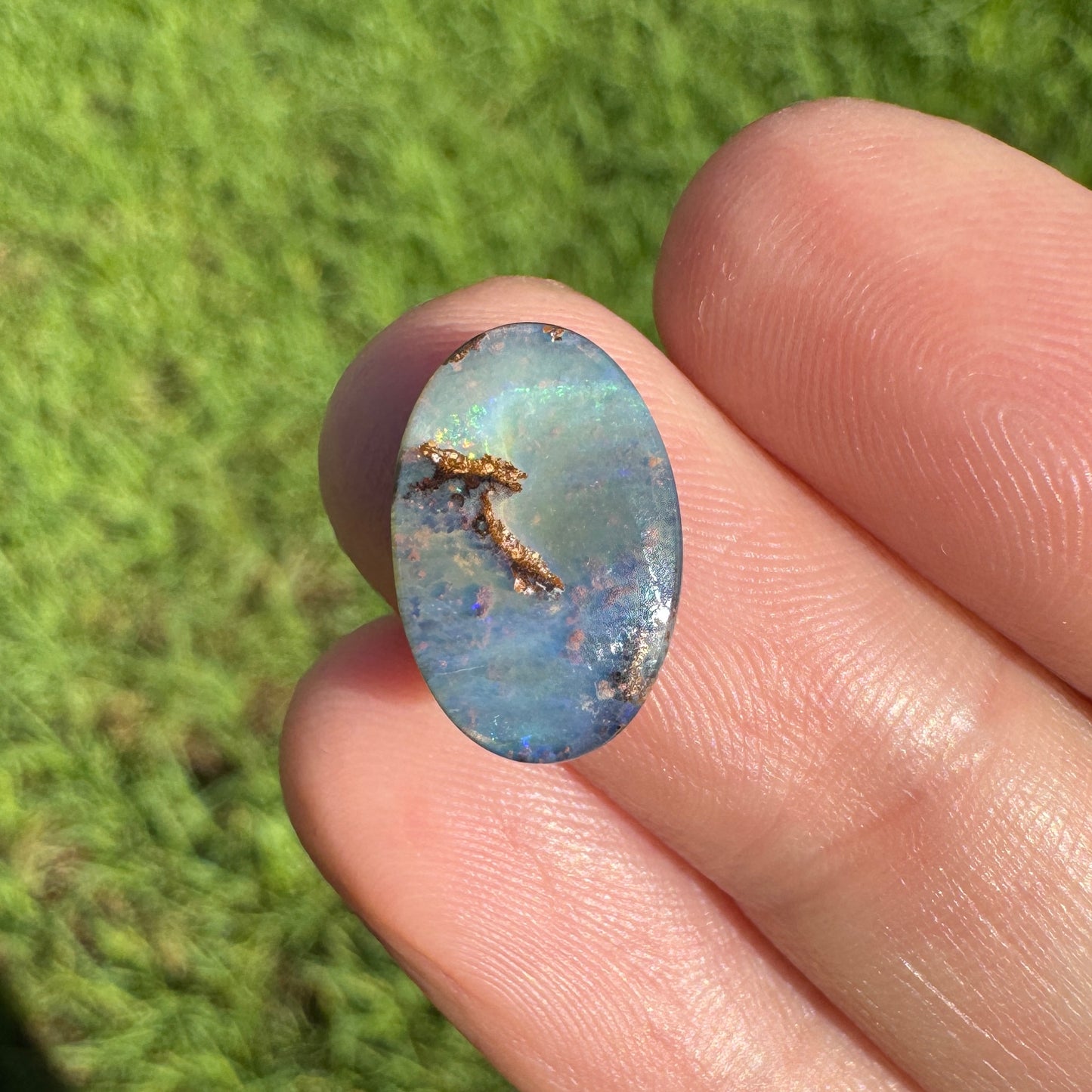 4.02 Ct small boulder opal