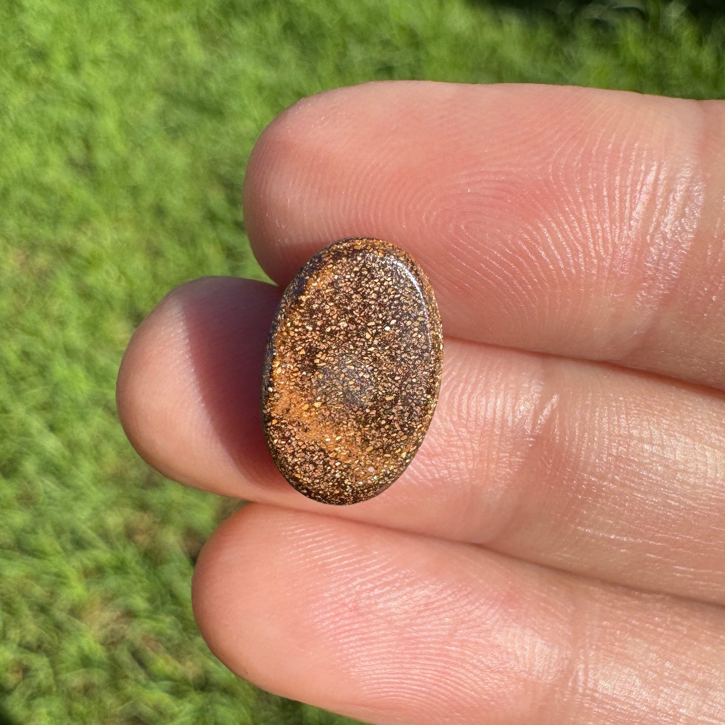 4.02 Ct small boulder opal