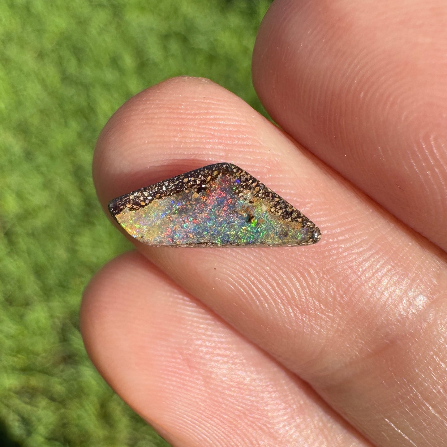 1.25 Ct small boulder opal